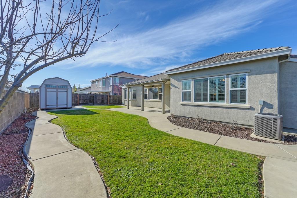 Blanchette Way, Rancho Cordova, California image 45