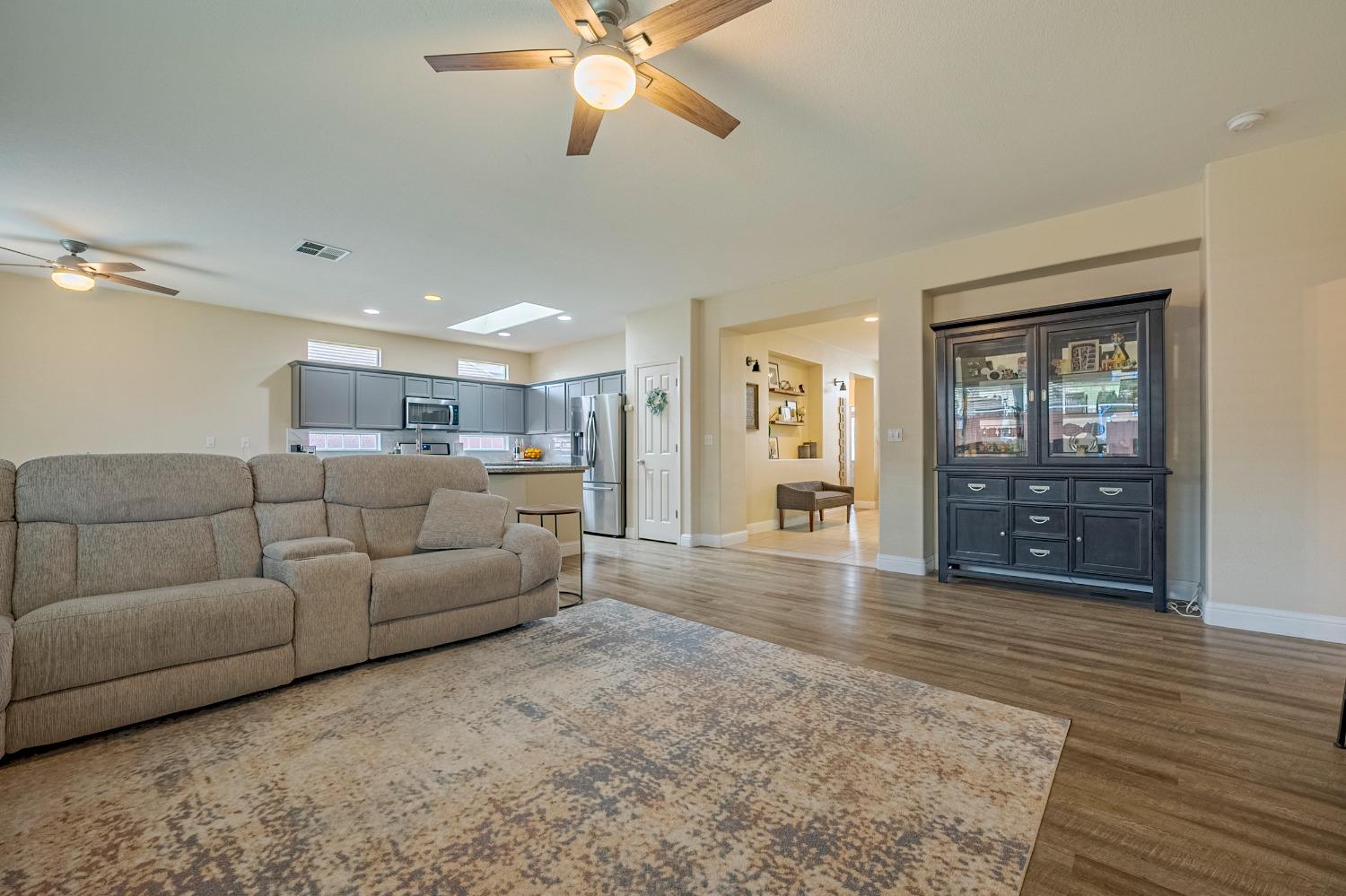 Stoney Creek Court, Atwater, California image 33
