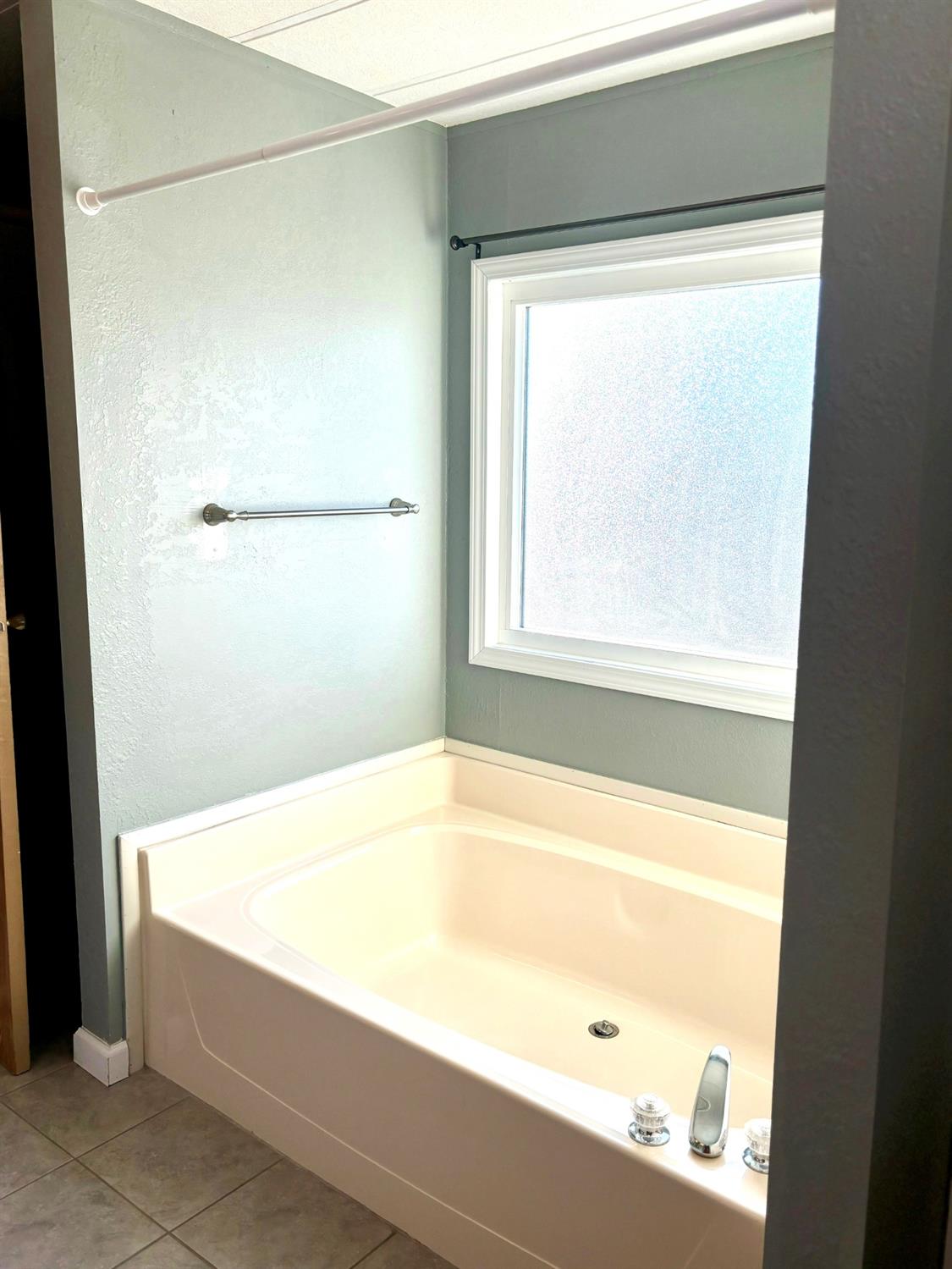 Detail Gallery Image 12 of 23 For 19667 American Ave 63, Hilmar,  CA 95324 - 3 Beds | 2 Baths