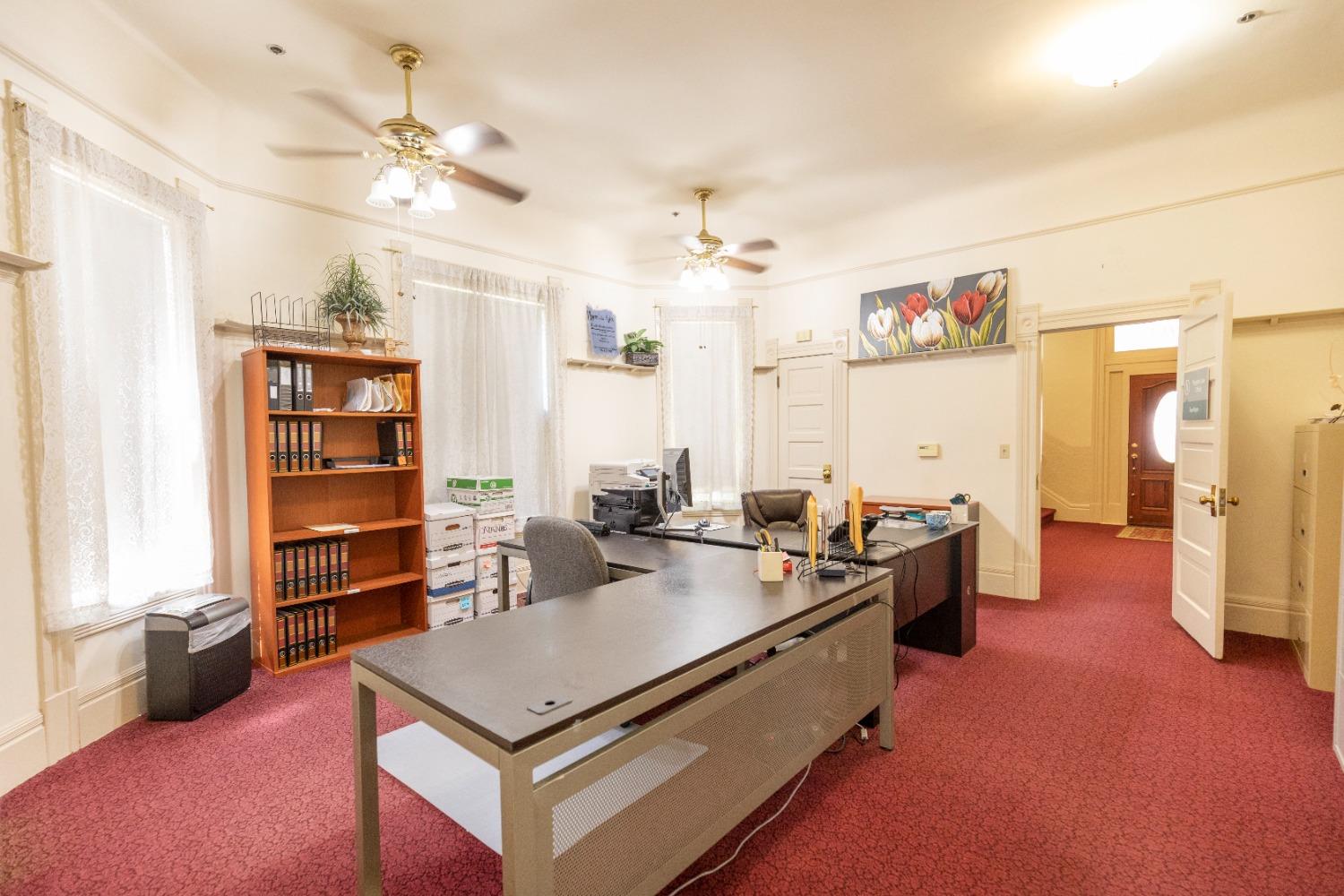 Detail Gallery Image 12 of 18 For 1903 21st St, Sacramento,  CA 95811 - – Beds | – Baths