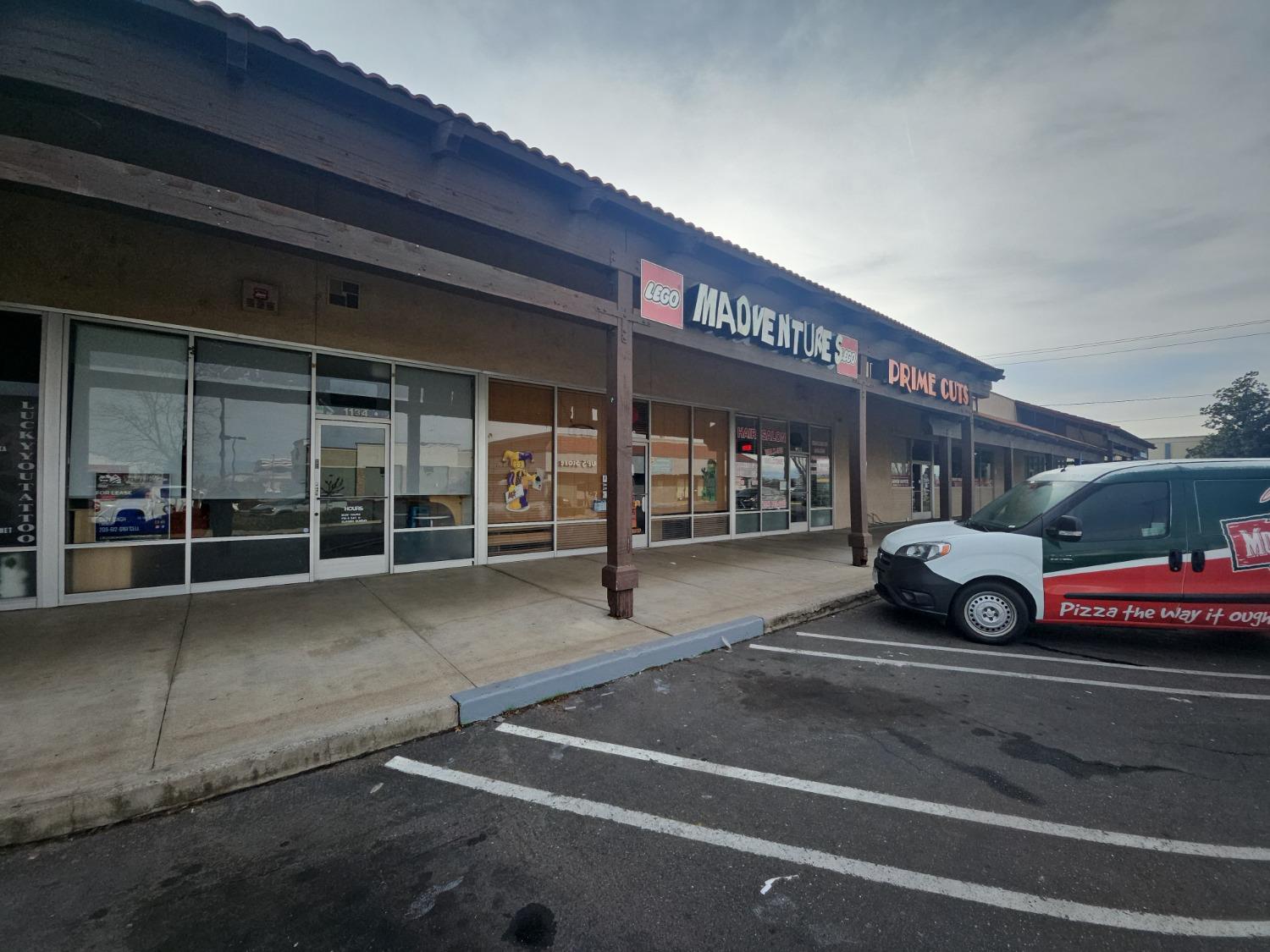 Detail Gallery Image 3 of 25 For 1134 N Main St, Manteca,  CA 95336 - – Beds | – Baths