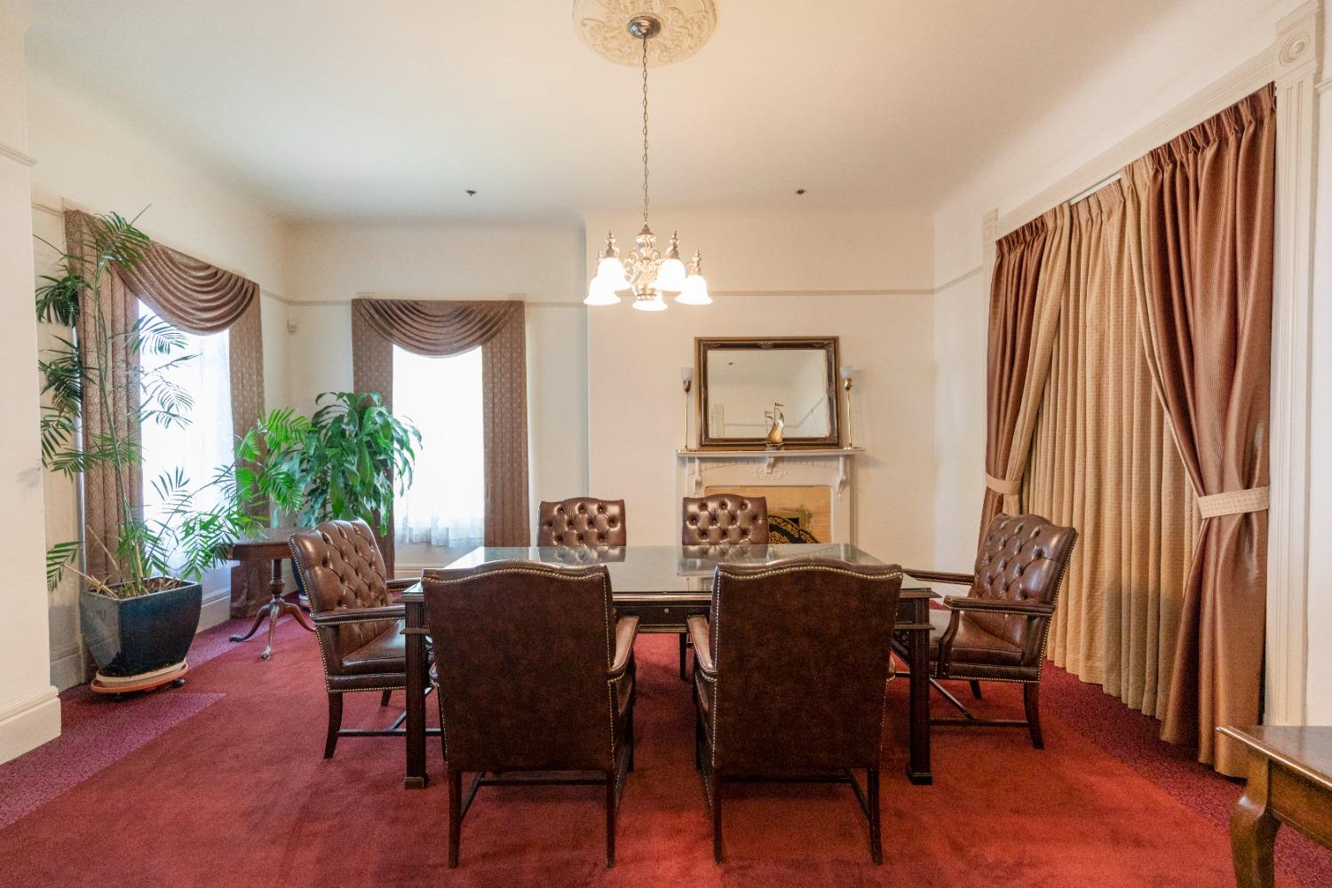 Detail Gallery Image 5 of 18 For 1903 21st St, Sacramento,  CA 95811 - – Beds | – Baths