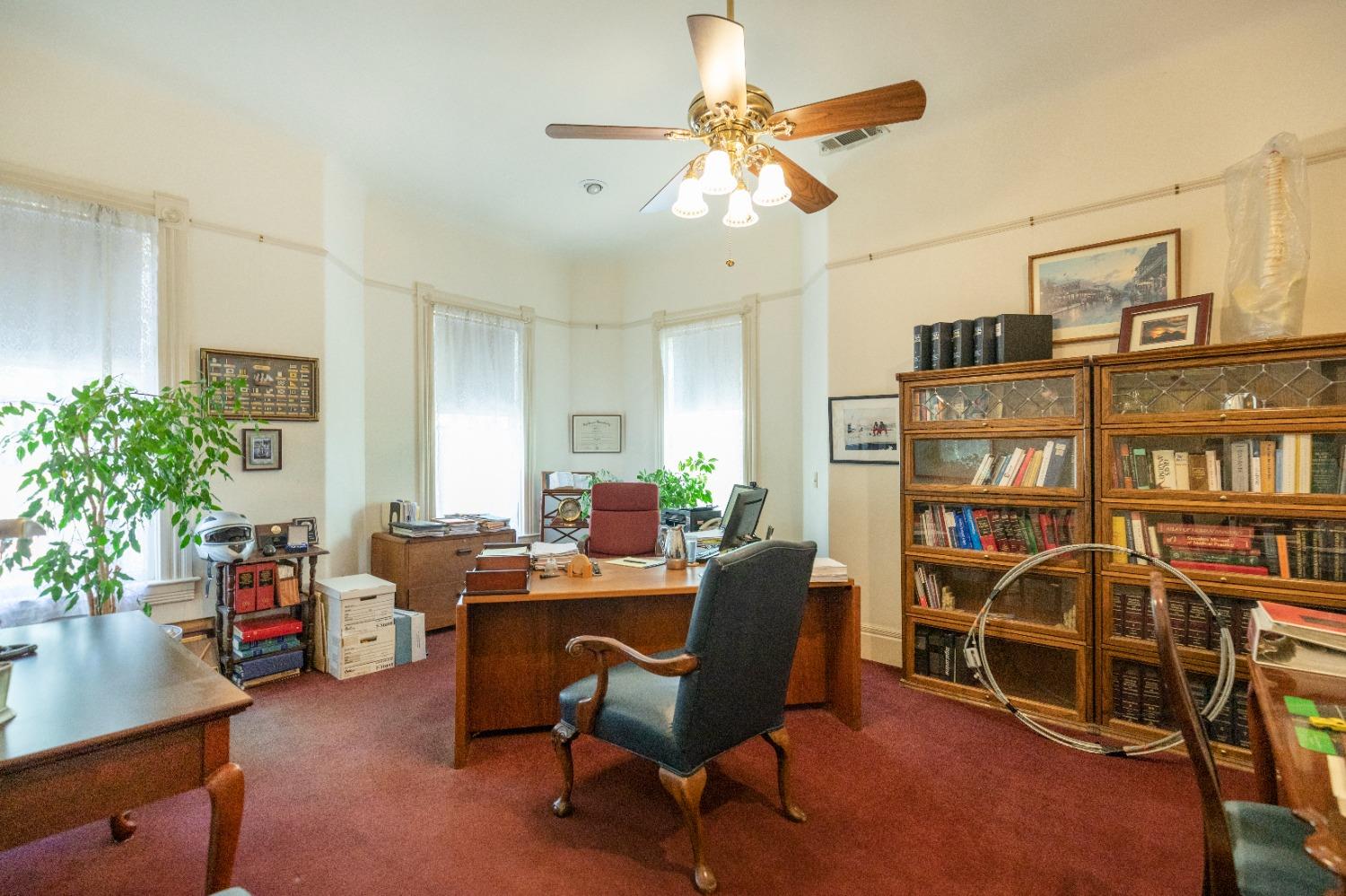 Detail Gallery Image 7 of 18 For 1903 21st St, Sacramento,  CA 95811 - – Beds | – Baths