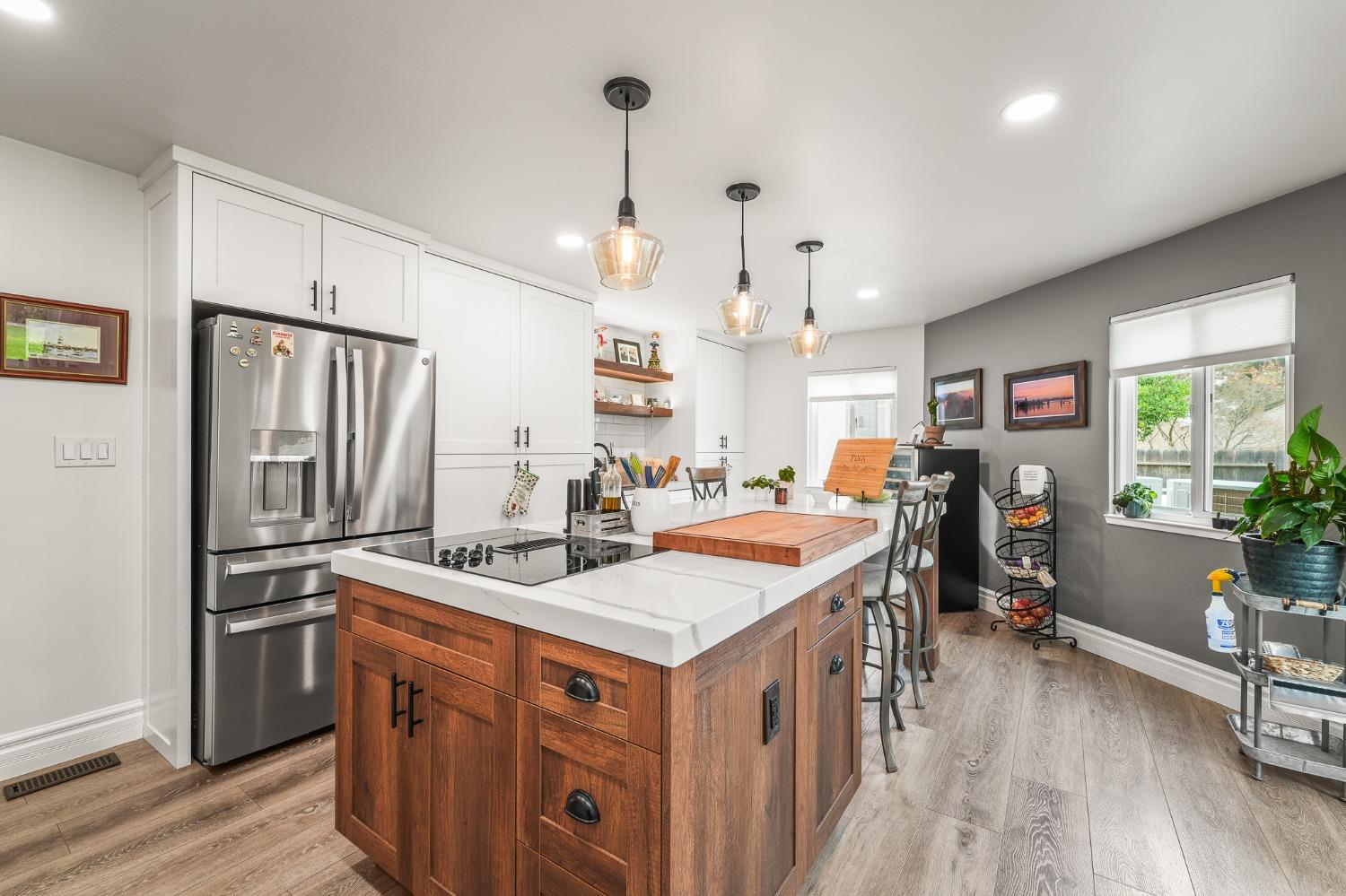 Detail Gallery Image 23 of 72 For 10013 Plaza De Oro Dr, Oakdale,  CA 95361 - 3 Beds | 2/1 Baths