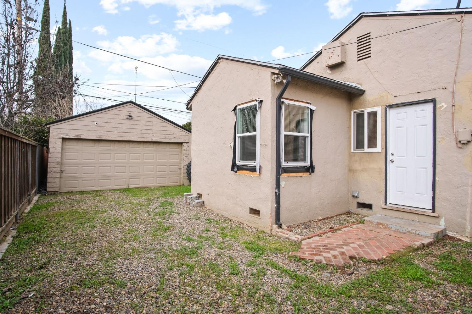 Detail Gallery Image 14 of 16 For 1899 Union Ave, Merced,  CA 95340 - 2 Beds | 1/1 Baths