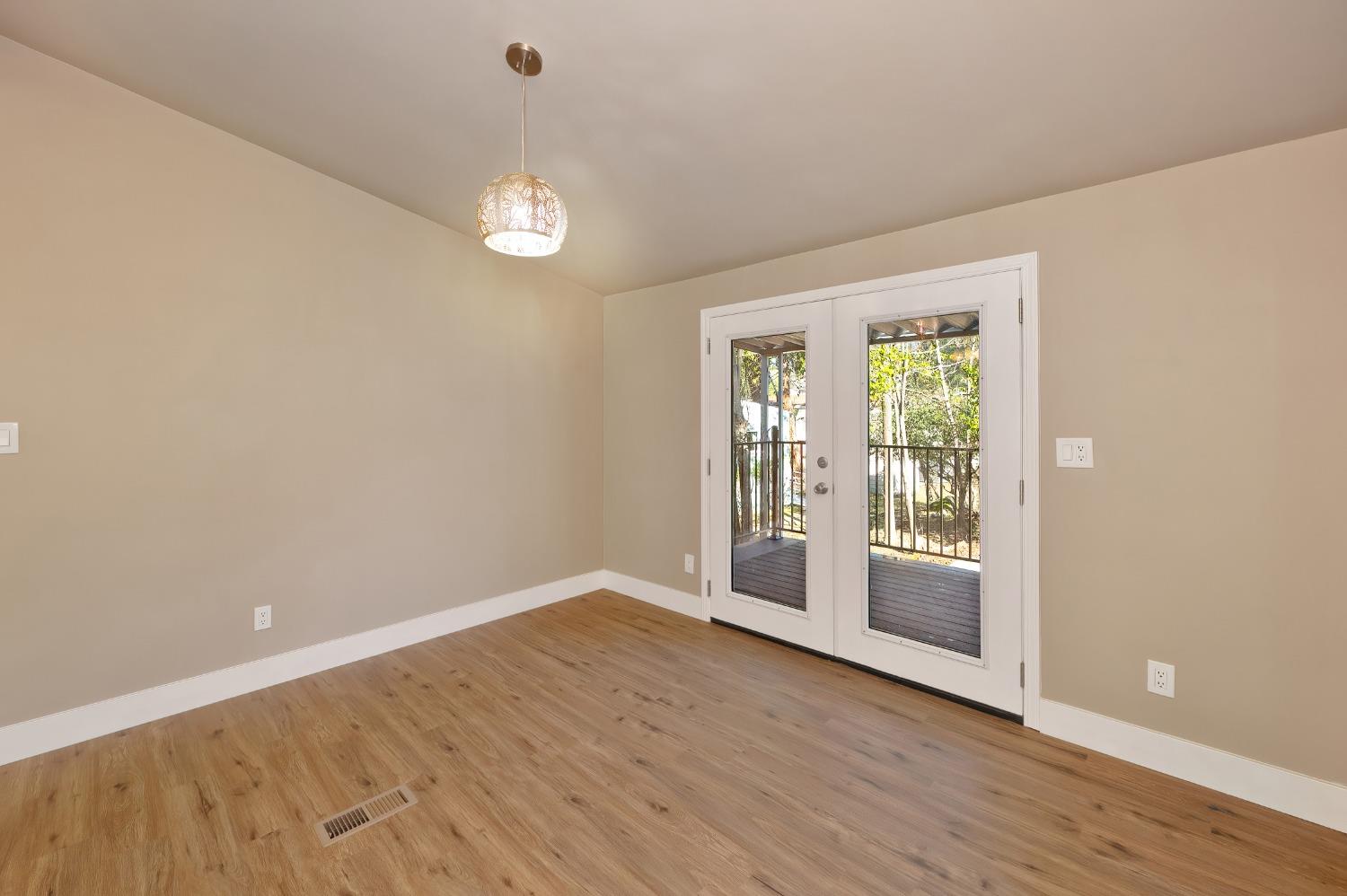 Detail Gallery Image 18 of 36 For 4420 Pleasant Valley Rd 155, Diamond Springs,  CA 95619 - 3 Beds | 2 Baths
