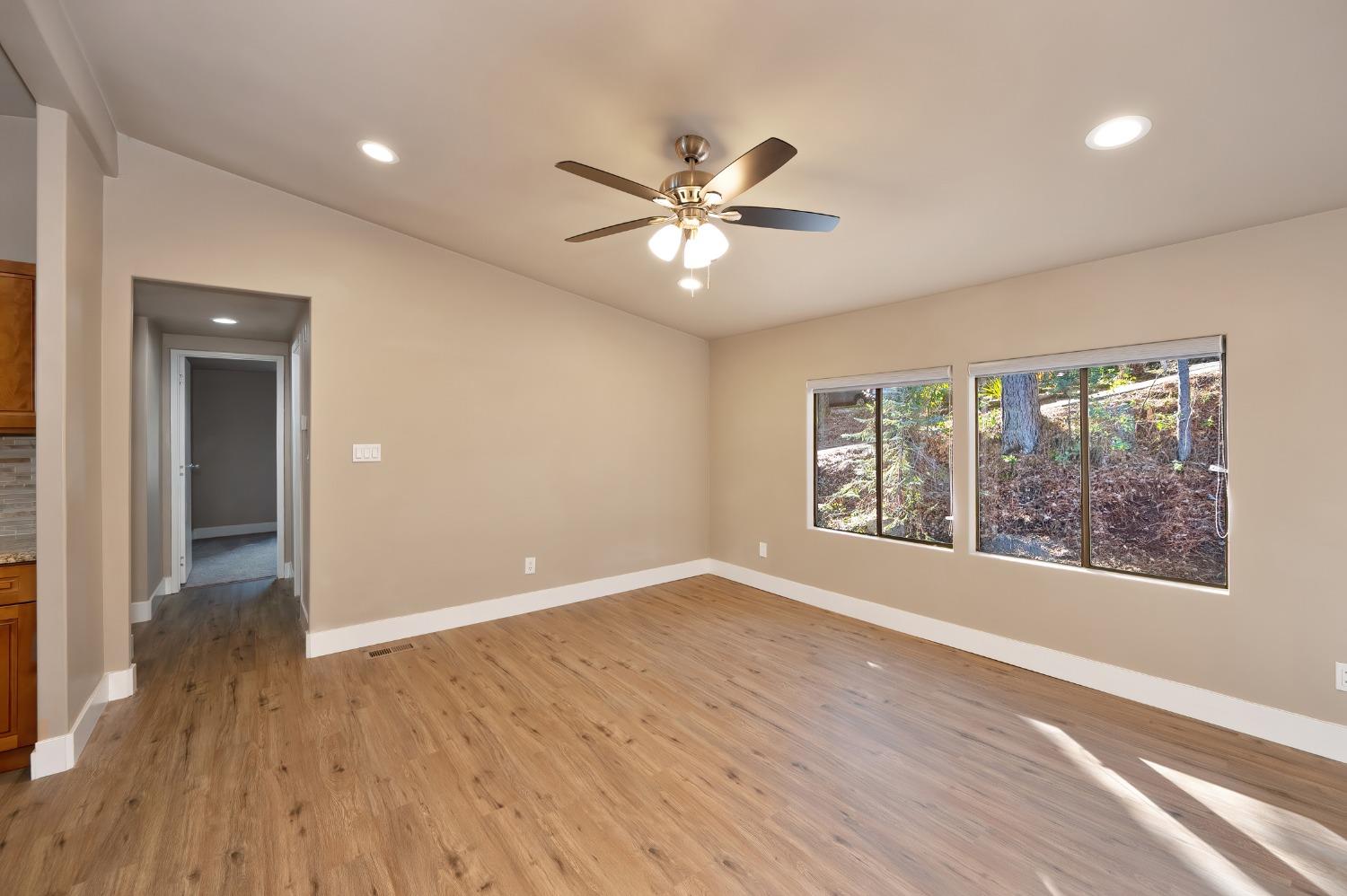 Detail Gallery Image 21 of 36 For 4420 Pleasant Valley Rd 155, Diamond Springs,  CA 95619 - 3 Beds | 2 Baths