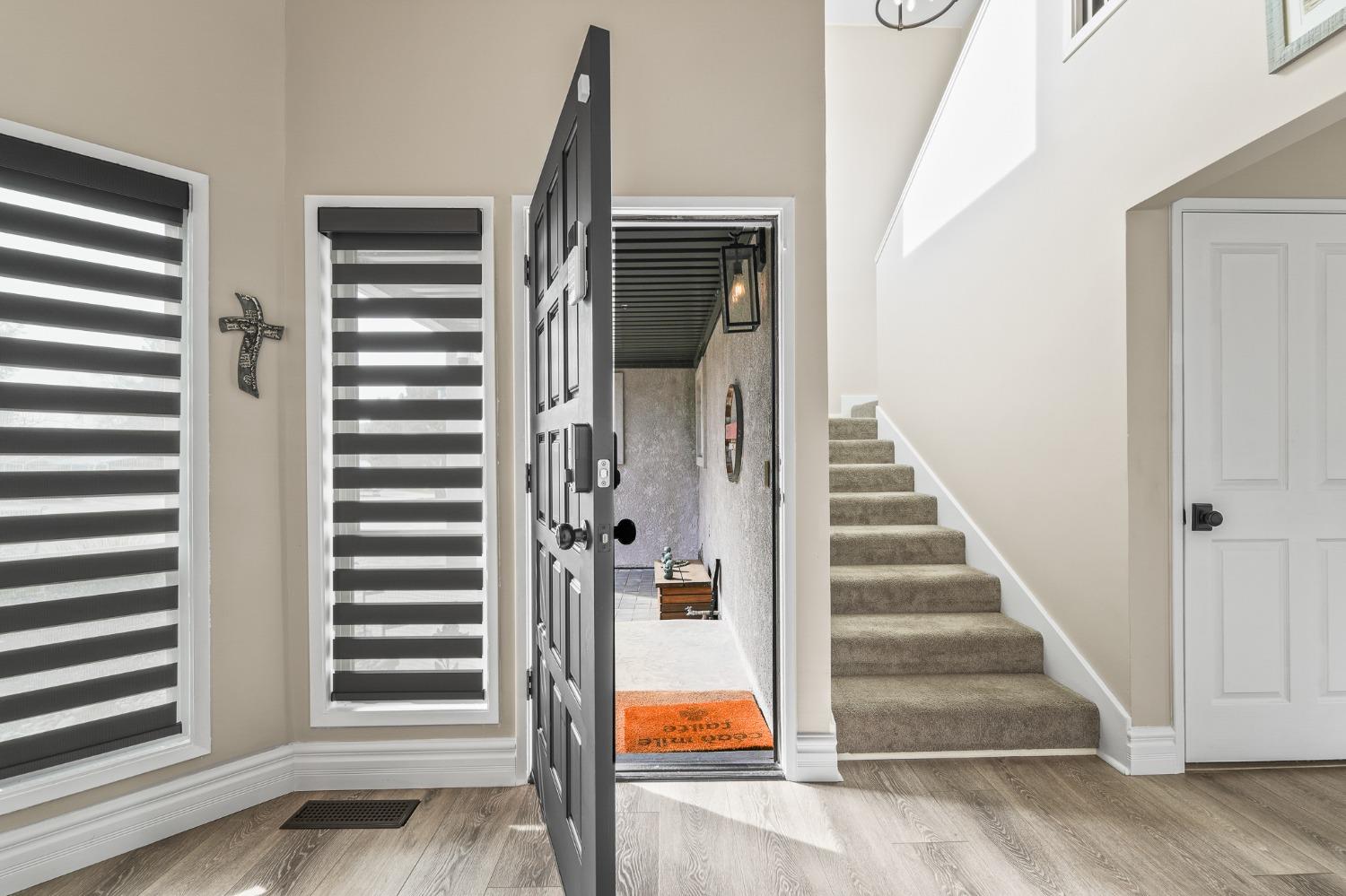 Detail Gallery Image 6 of 72 For 10013 Plaza De Oro Dr, Oakdale,  CA 95361 - 3 Beds | 2/1 Baths