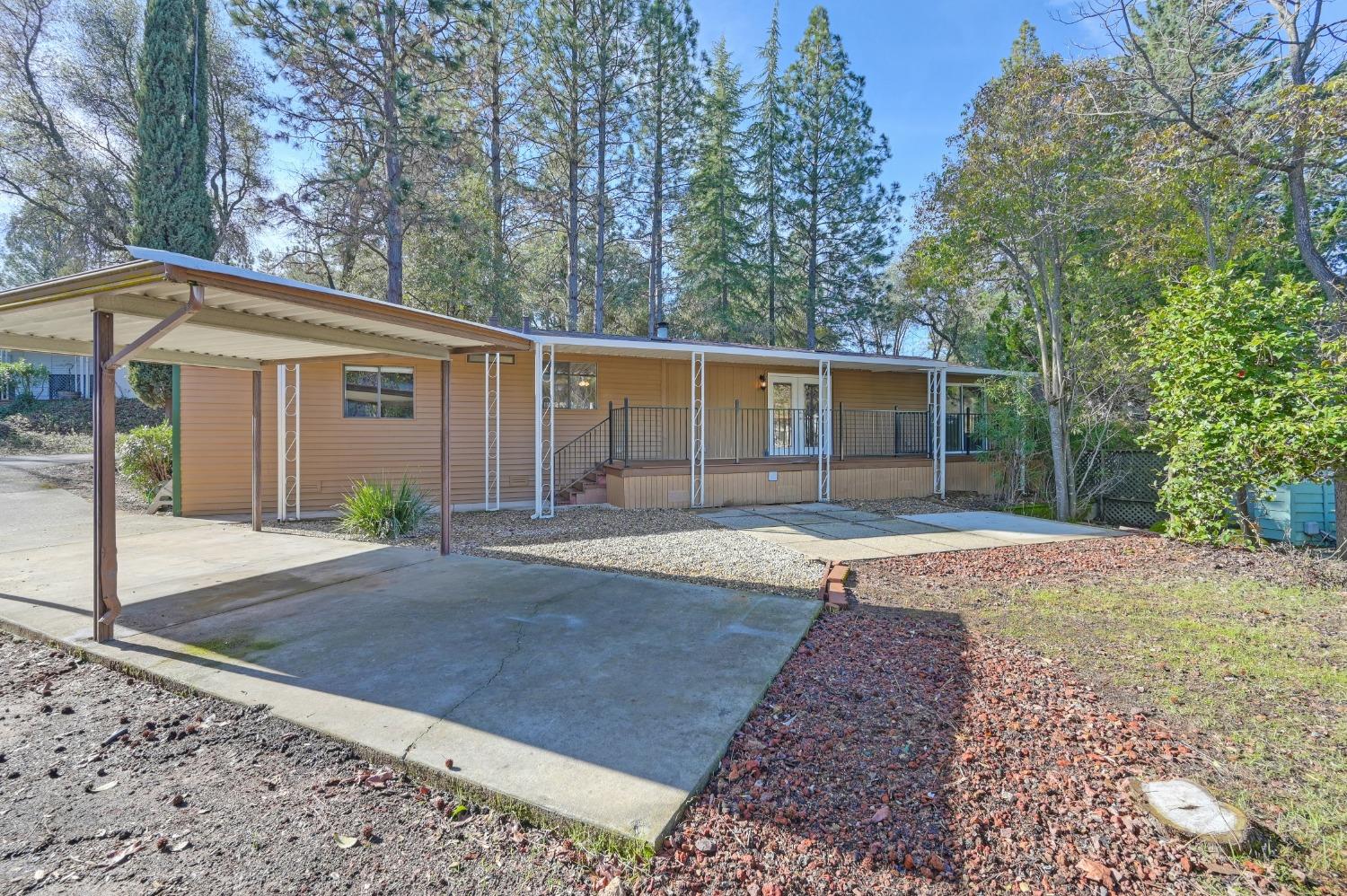 Detail Gallery Image 1 of 36 For 4420 Pleasant Valley Rd 155, Diamond Springs,  CA 95619 - 3 Beds | 2 Baths