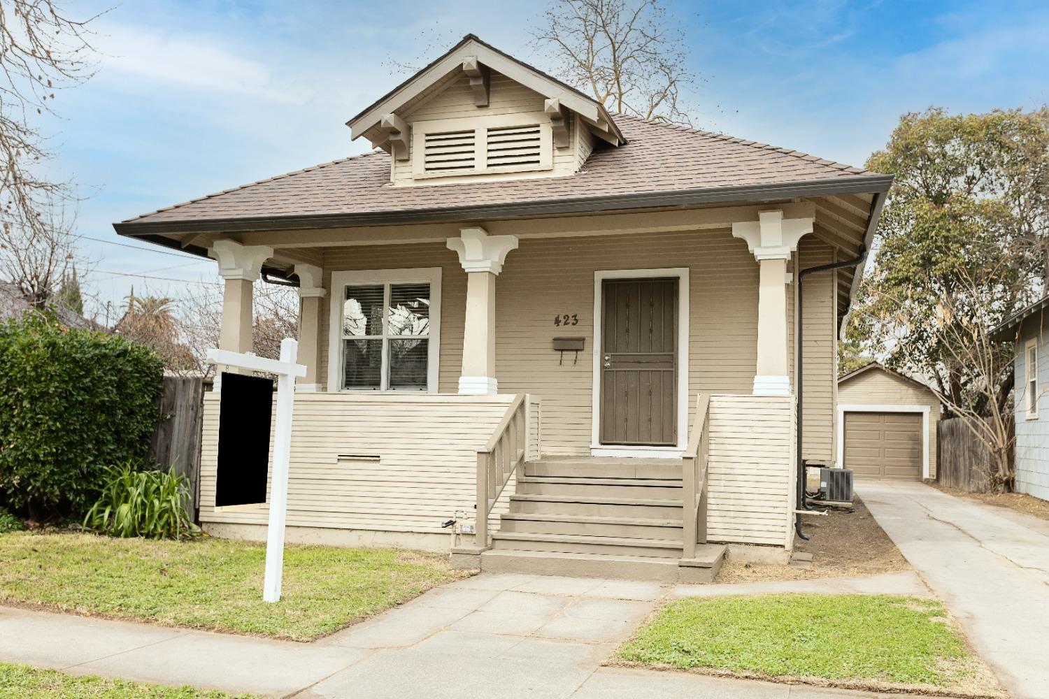 Detail Gallery Image 1 of 1 For 423 E Mendocino Ave, Stockton,  CA 95204 - 3 Beds | 1 Baths