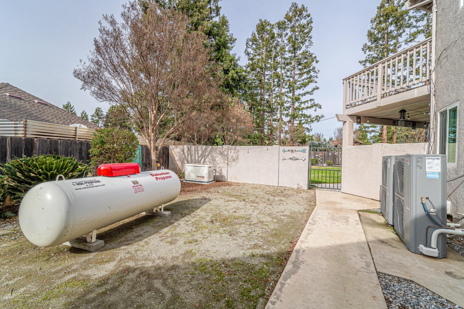 Detail Gallery Image 51 of 72 For 10013 Plaza De Oro Dr, Oakdale,  CA 95361 - 3 Beds | 2/1 Baths
