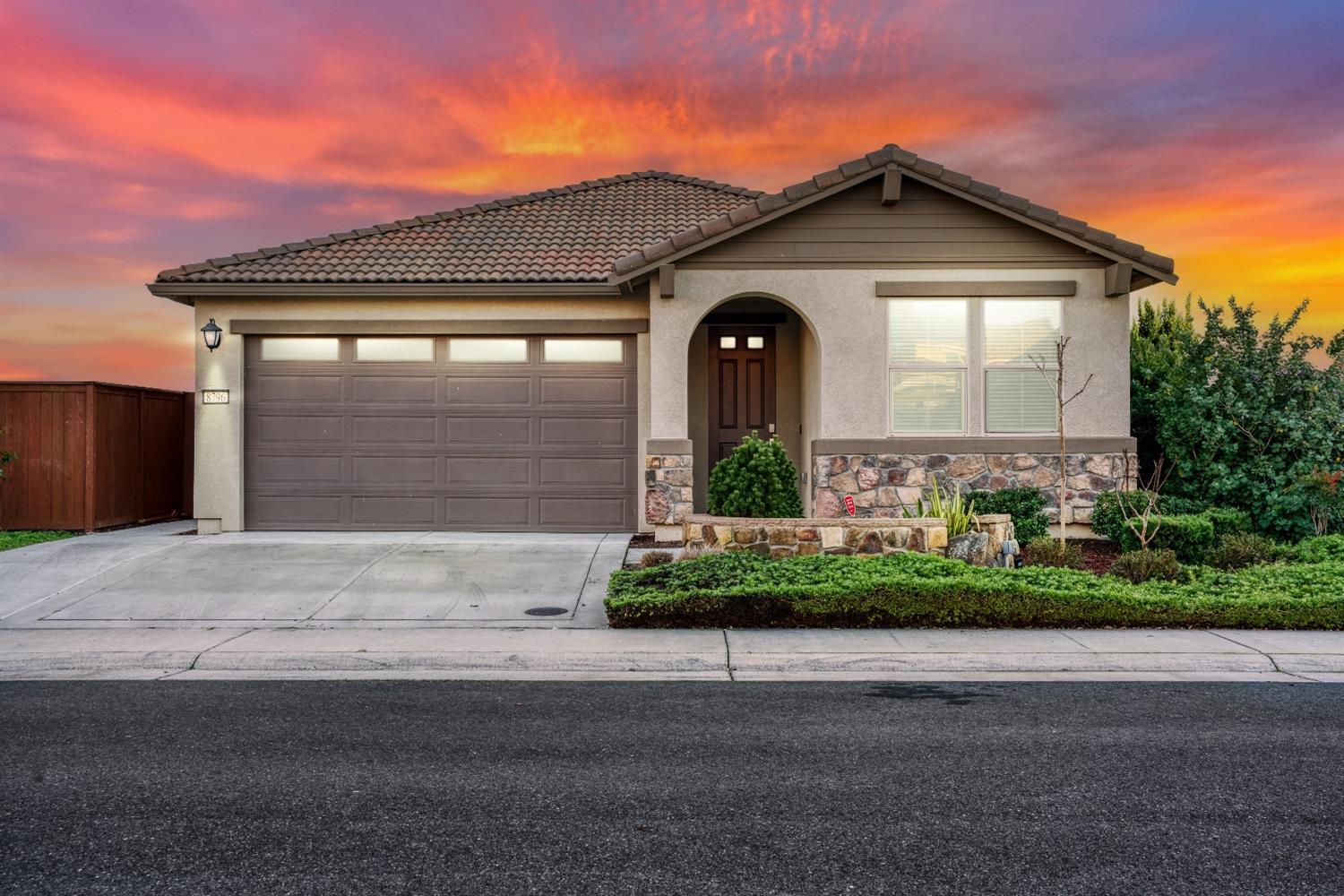 Detail Gallery Image 1 of 1 For 8796 Piano Cir, Elk Grove,  CA 95757 - 3 Beds | 2 Baths