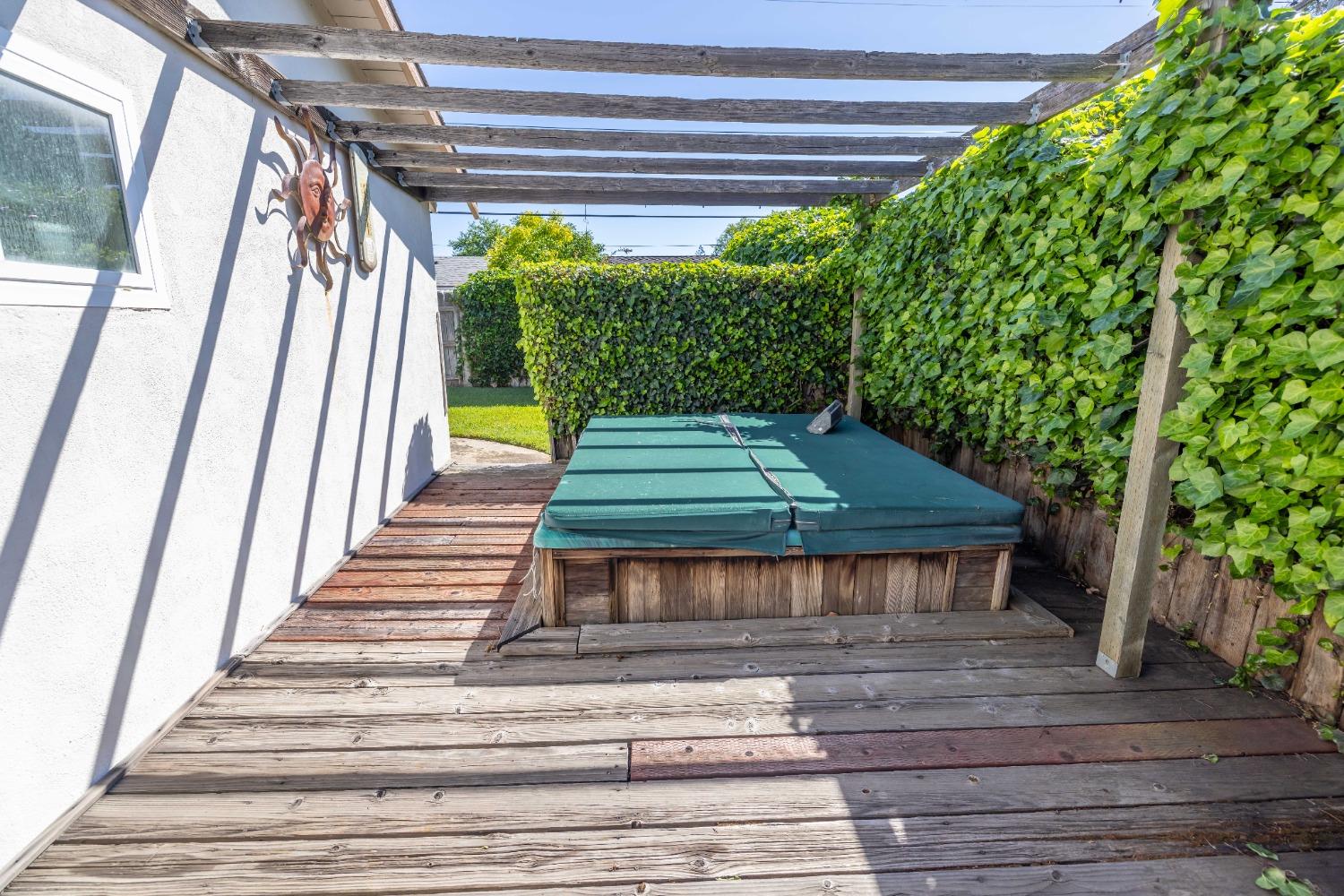 Mills Park Drive, Rancho Cordova, California image 18