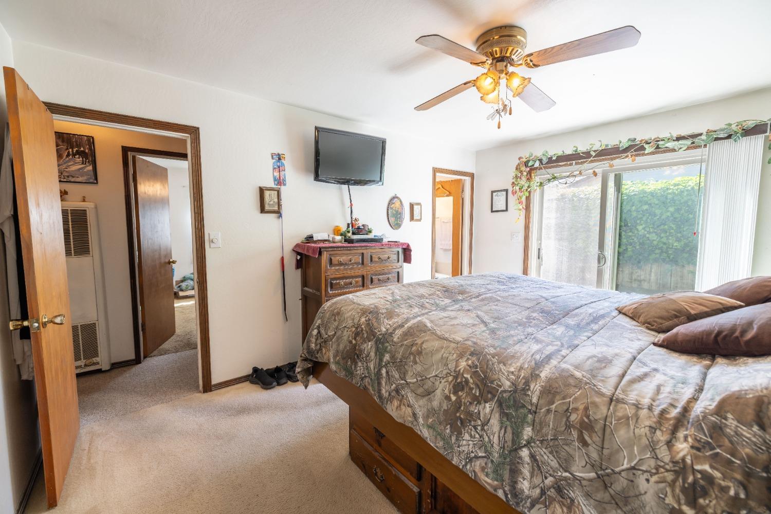 Mills Park Drive, Rancho Cordova, California image 11