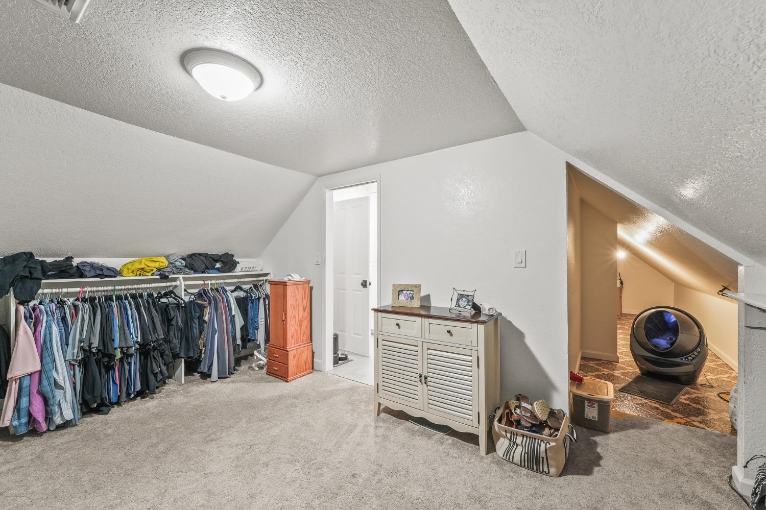 Detail Gallery Image 42 of 72 For 10013 Plaza De Oro Dr, Oakdale,  CA 95361 - 3 Beds | 2/1 Baths