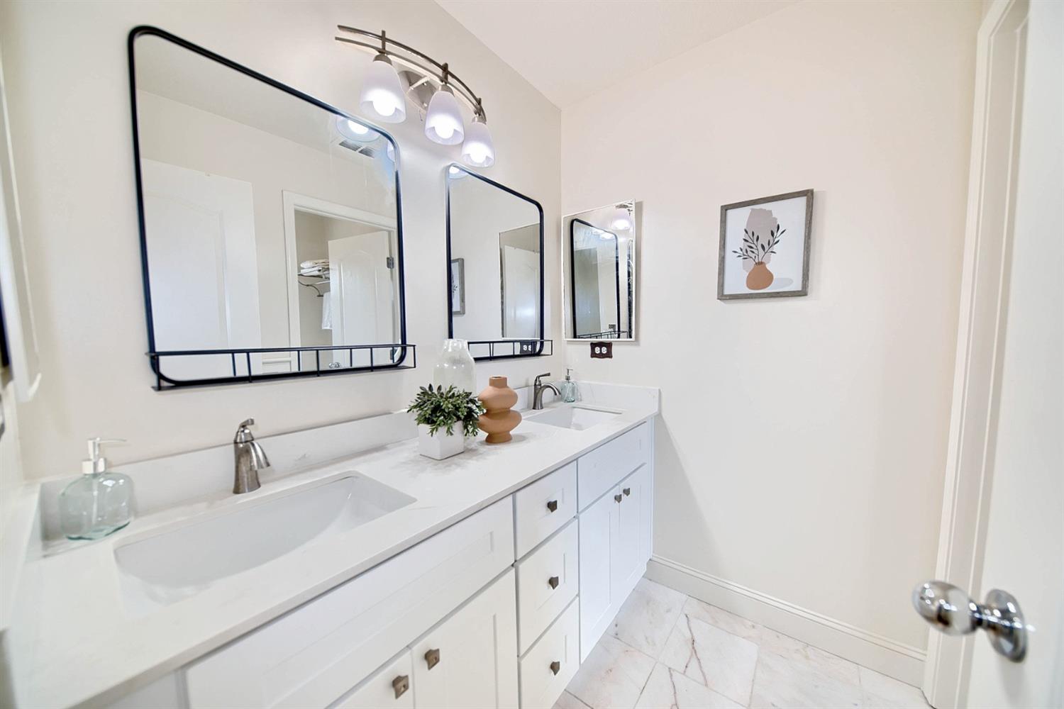 Detail Gallery Image 20 of 31 For 5306 Britton Ave, Stockton,  CA 95219 - 3 Beds | 2/1 Baths