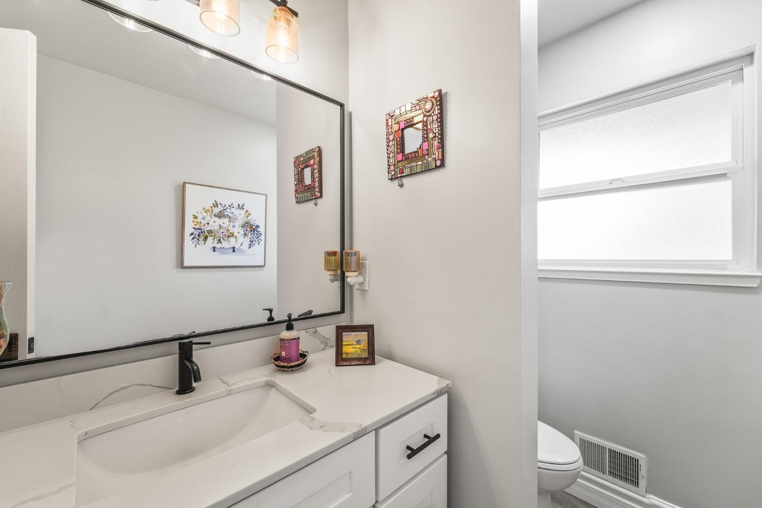 Detail Gallery Image 24 of 72 For 10013 Plaza De Oro Dr, Oakdale,  CA 95361 - 3 Beds | 2/1 Baths