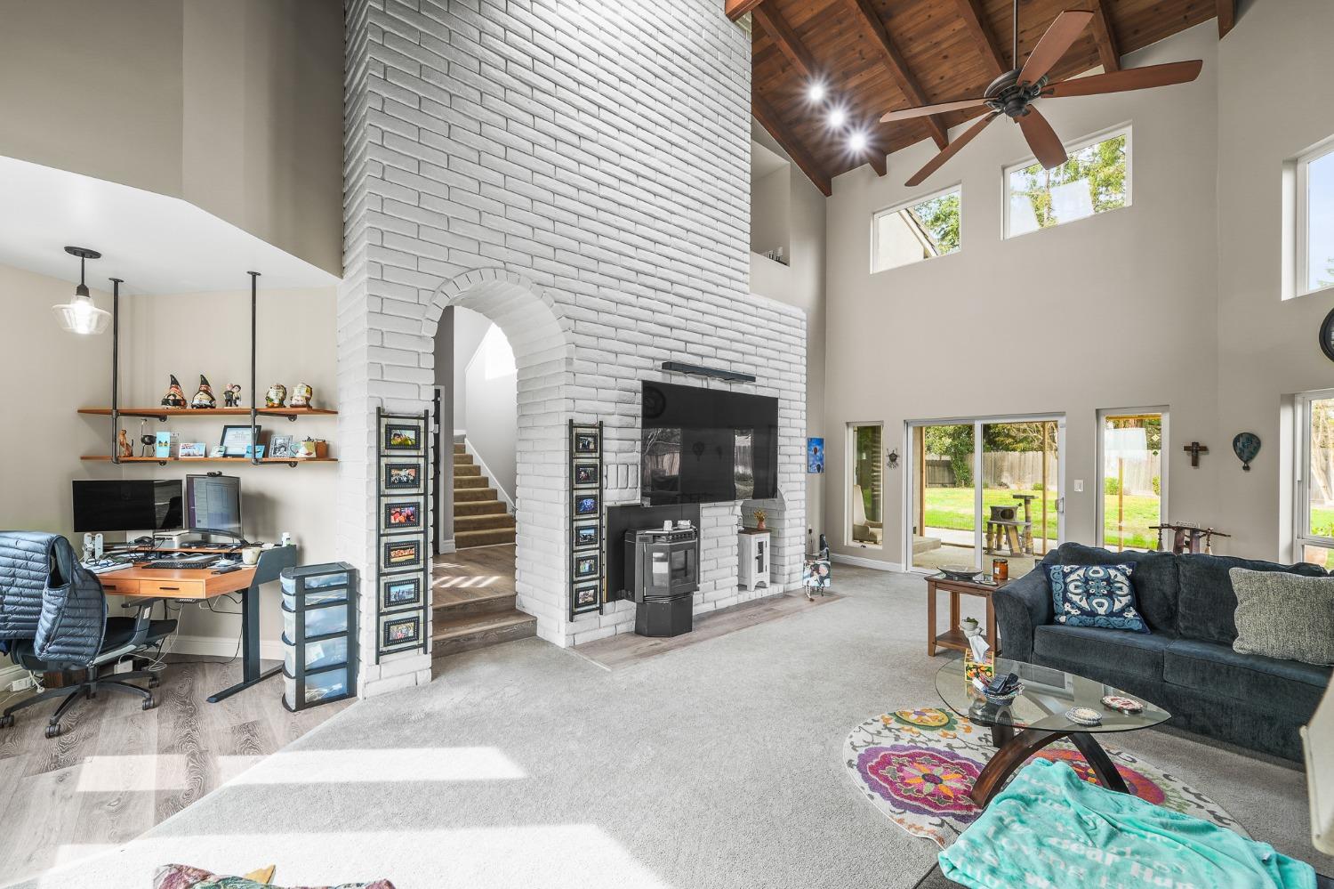 Detail Gallery Image 12 of 72 For 10013 Plaza De Oro Dr, Oakdale,  CA 95361 - 3 Beds | 2/1 Baths