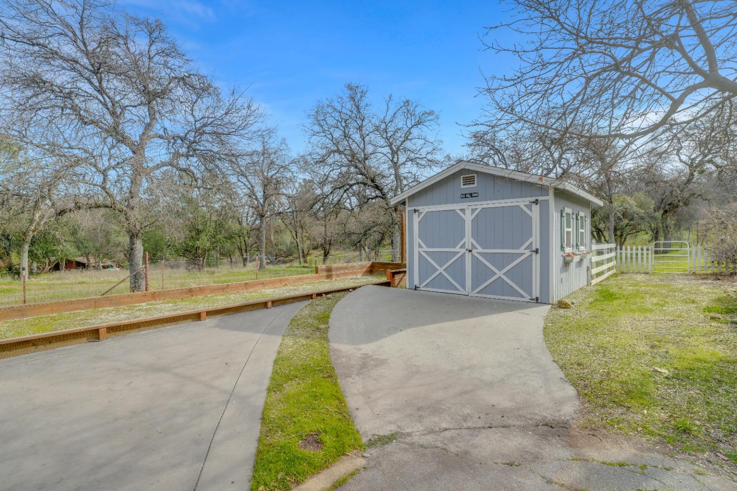 Detail Gallery Image 51 of 60 For 4045 Red Hill Rd, Vallecito,  CA 95251 - 3 Beds | 3/1 Baths