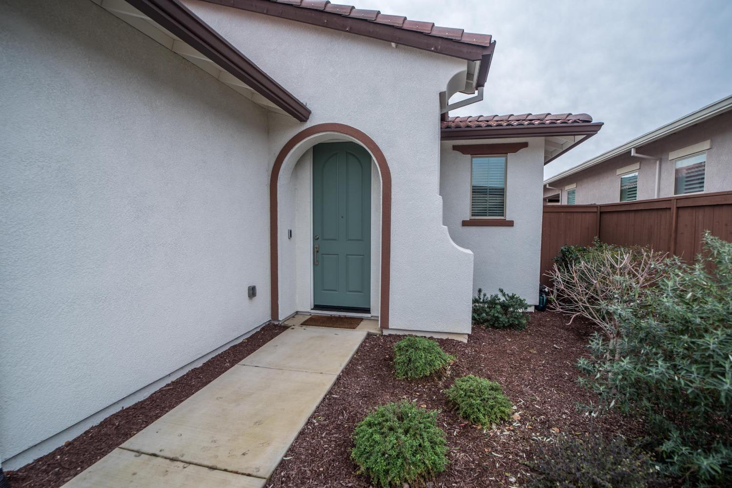 Detail Gallery Image 3 of 37 For 3110 Madrid Dr, El Dorado Hills,  CA 95762 - 2 Beds | 2 Baths