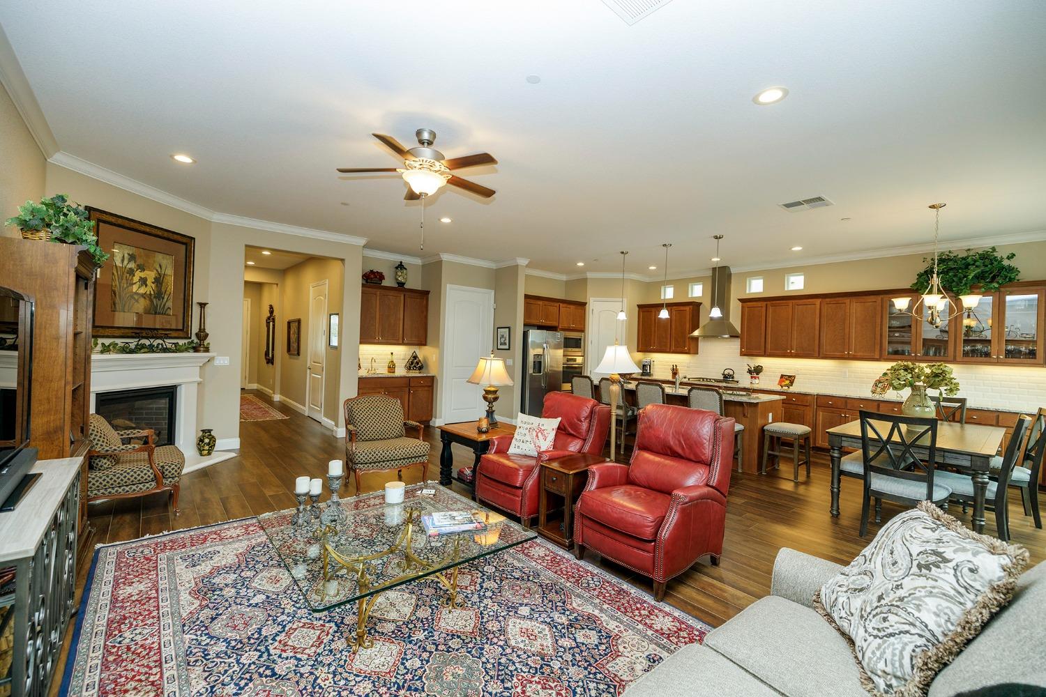 Detail Gallery Image 6 of 38 For 2249 via Cavallo, Oakdale,  CA 95361 - 2 Beds | 2/1 Baths