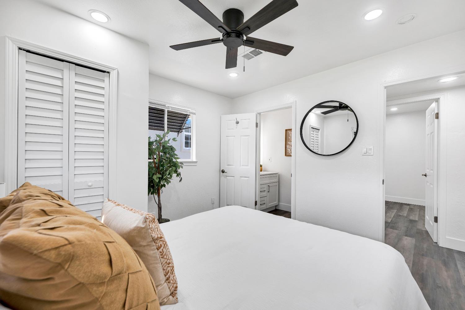 Detail Gallery Image 37 of 56 For 3041 San Carlos Way, Sacramento,  CA 95817 - 3 Beds | 1/1 Baths