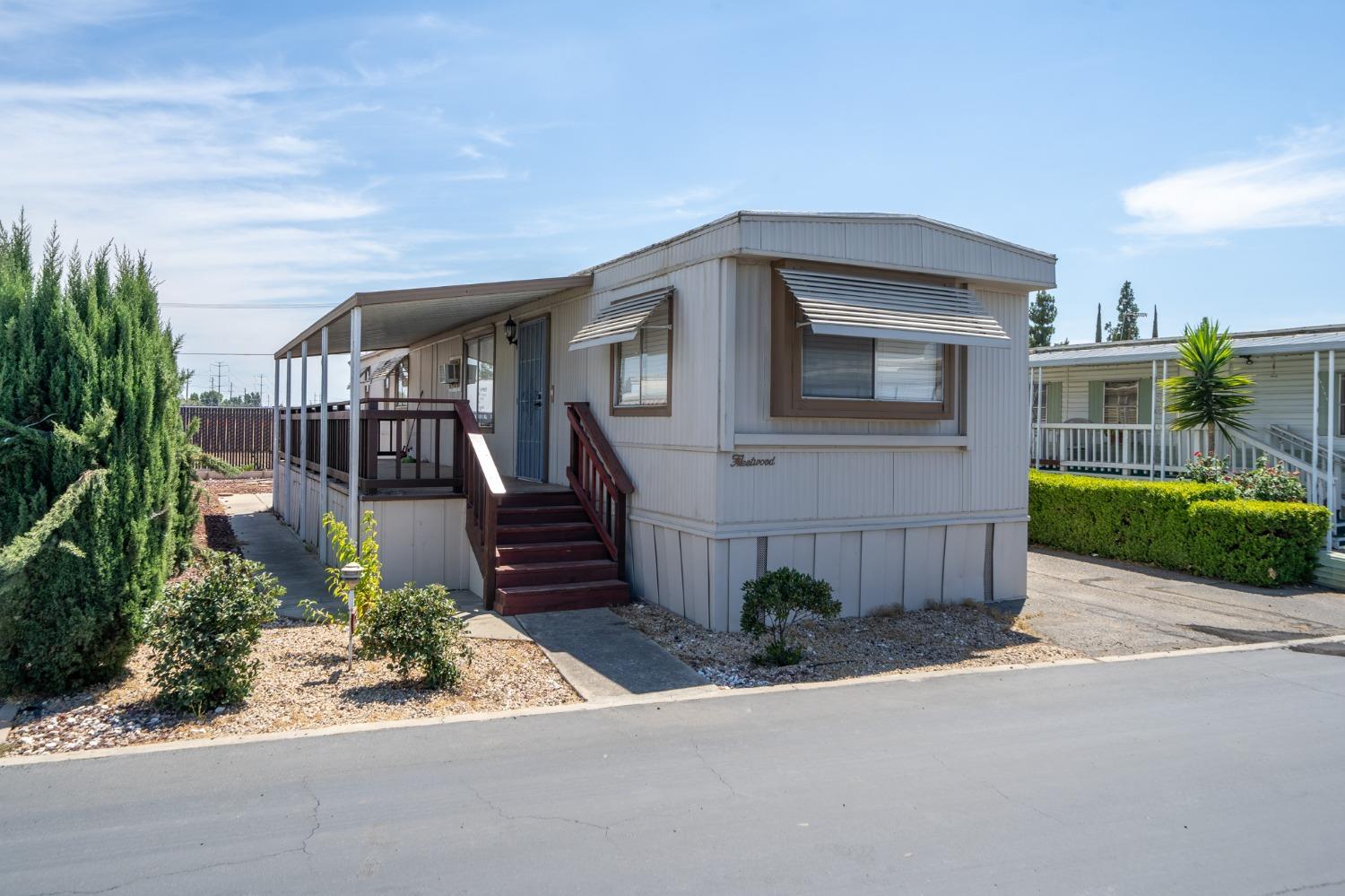 Detail Gallery Image 1 of 14 For 3118 Donner Dr 23, Ceres,  CA 95307 - 2 Beds | 2 Baths