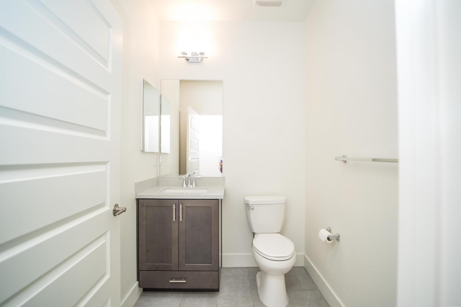 Detail Gallery Image 22 of 37 For 3110 Madrid Dr, El Dorado Hills,  CA 95762 - 2 Beds | 2 Baths
