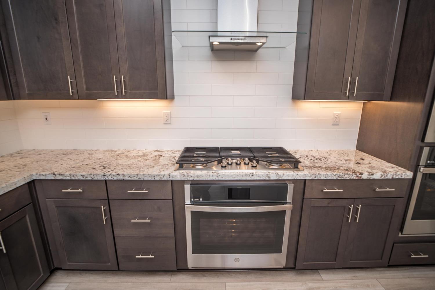 Detail Gallery Image 12 of 37 For 3110 Madrid Dr, El Dorado Hills,  CA 95762 - 2 Beds | 2 Baths