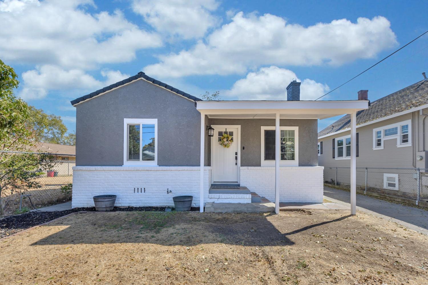 35th Street, Sacramento CA 95820