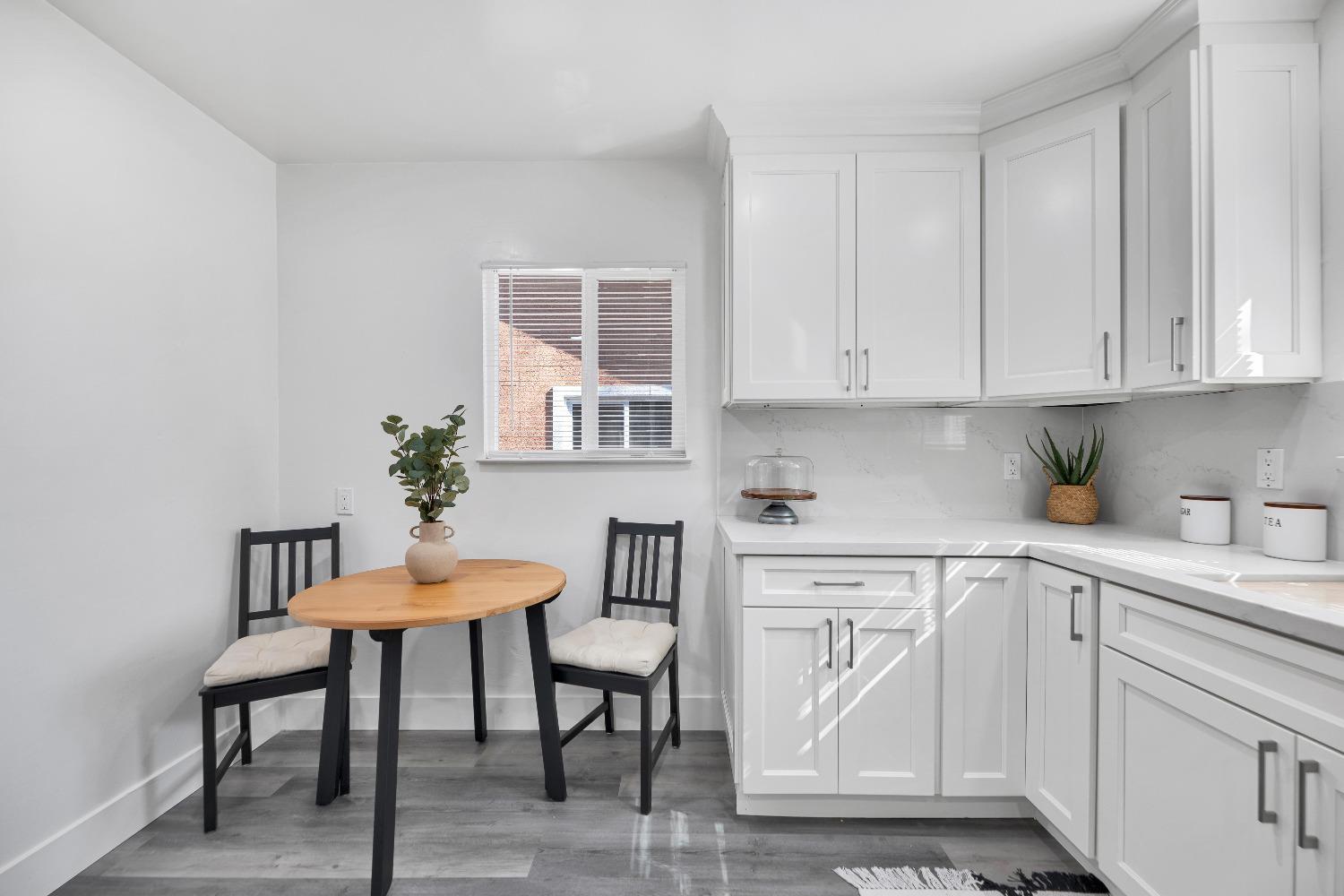 Detail Gallery Image 30 of 56 For 3041 San Carlos Way, Sacramento,  CA 95817 - 3 Beds | 1/1 Baths