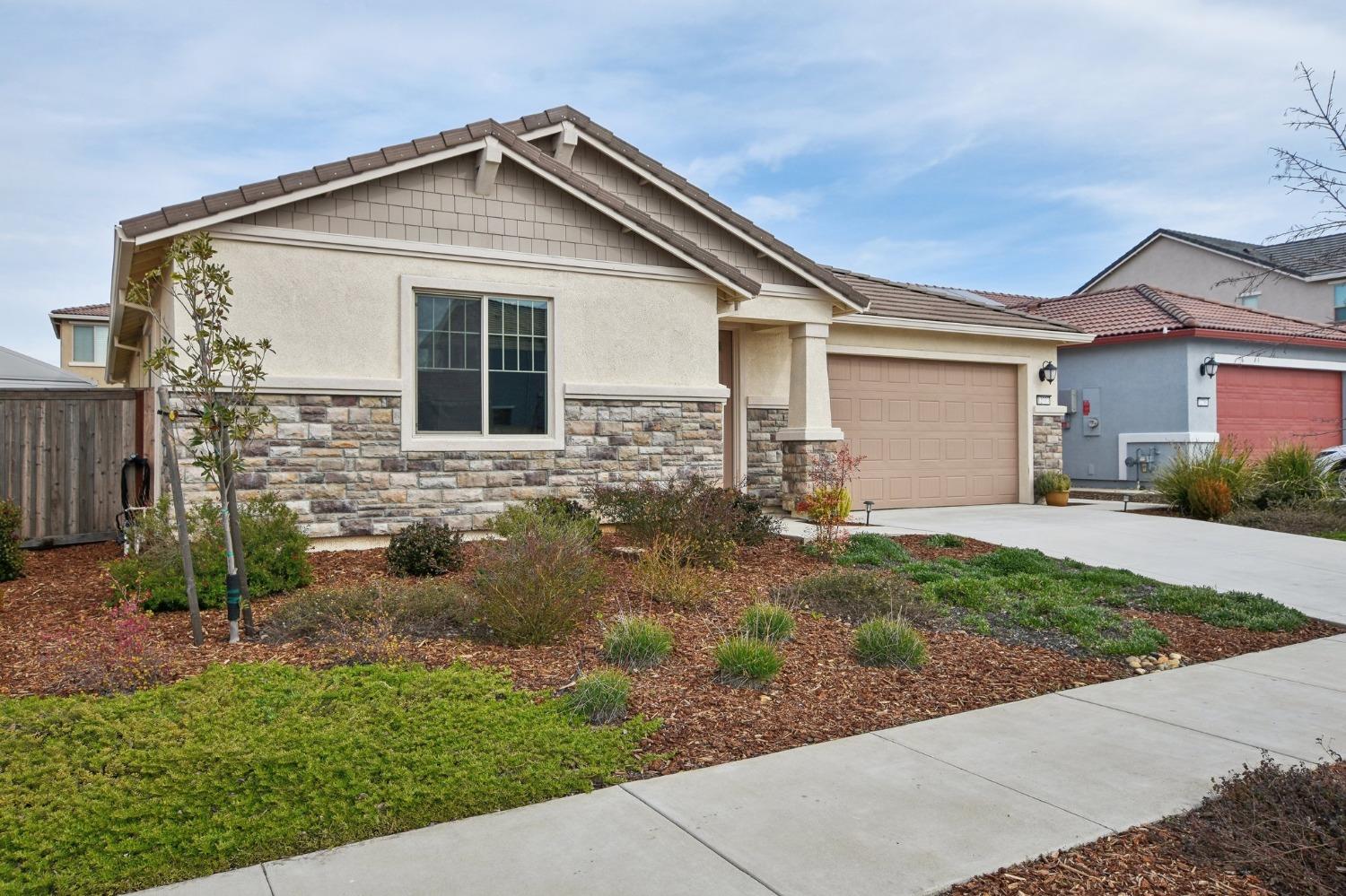 Thorntonhall Drive, Rancho Cordova, California image 2