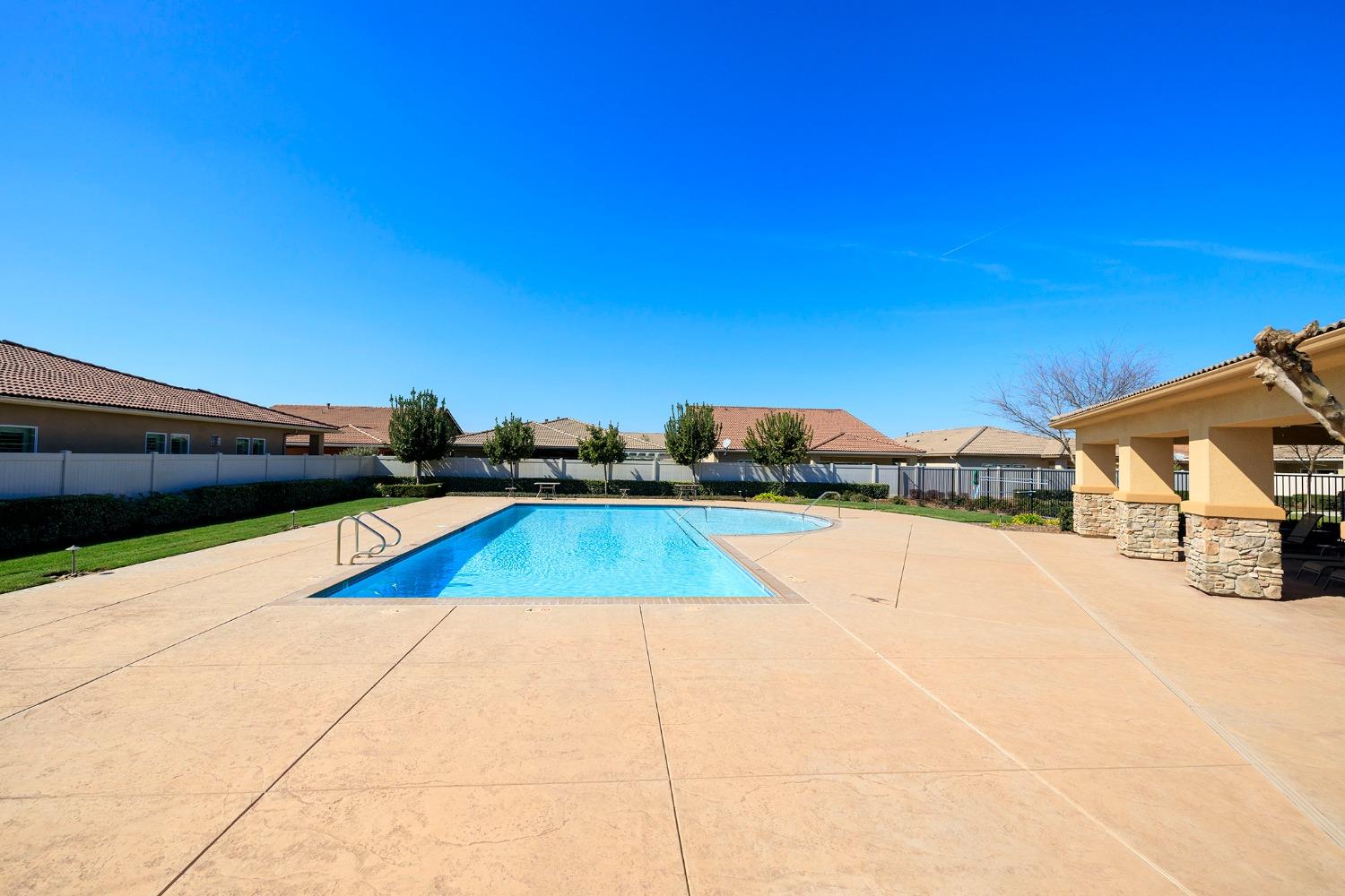 Detail Gallery Image 36 of 38 For 2249 via Cavallo, Oakdale,  CA 95361 - 2 Beds | 2/1 Baths