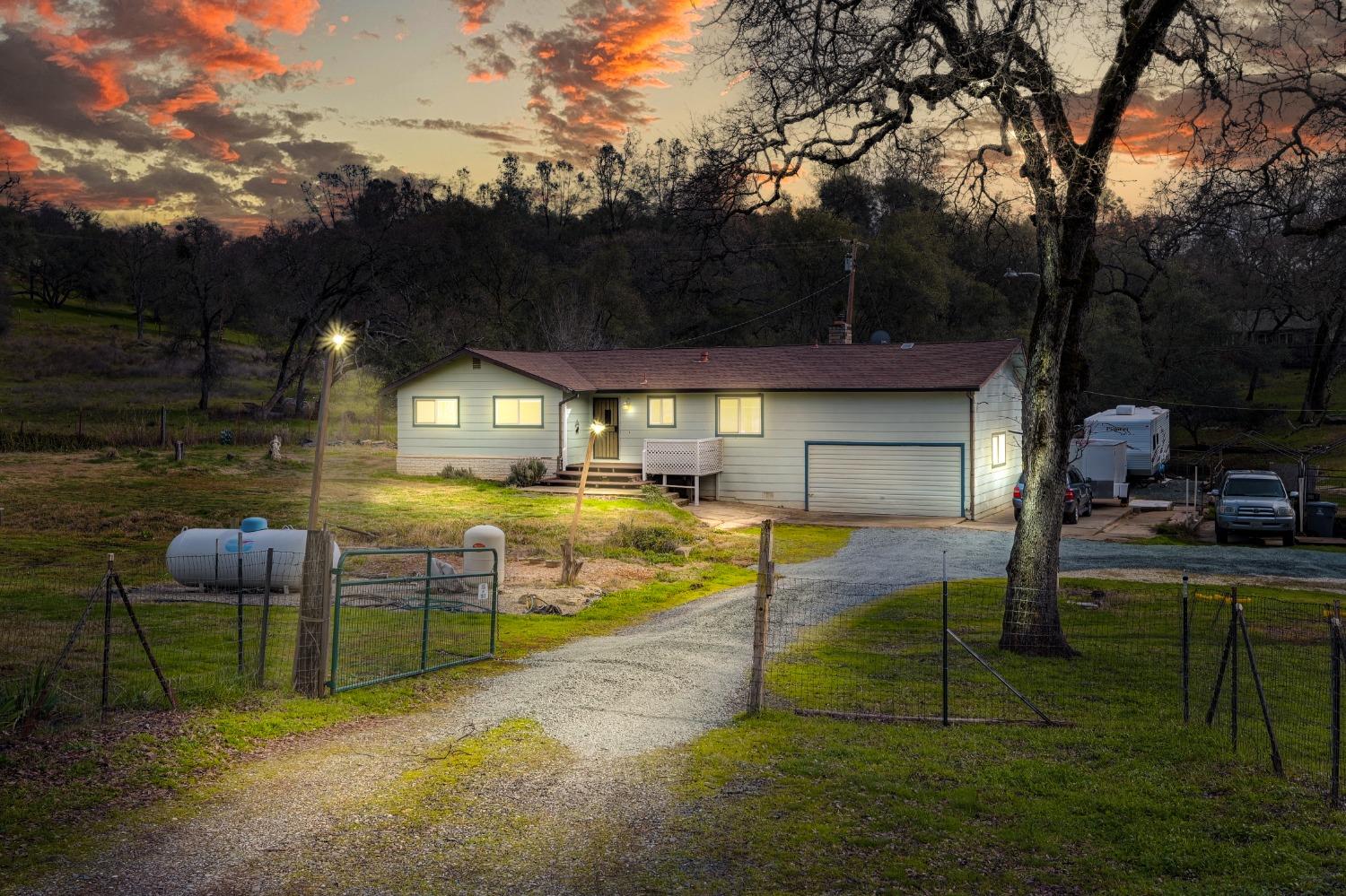 Dolan Harding Road, Browns Valley, California image 1