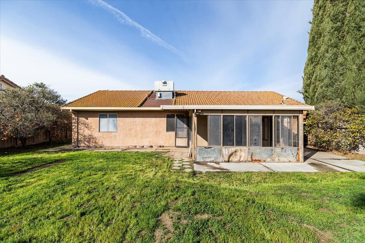 Meadowlark Avenue, Los Banos, California image 35