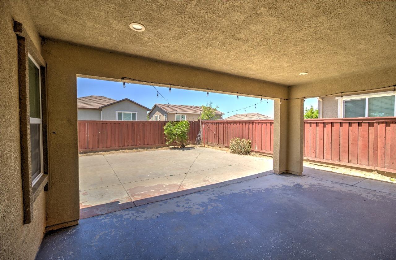 Parkside Court, Lathrop, California image 35