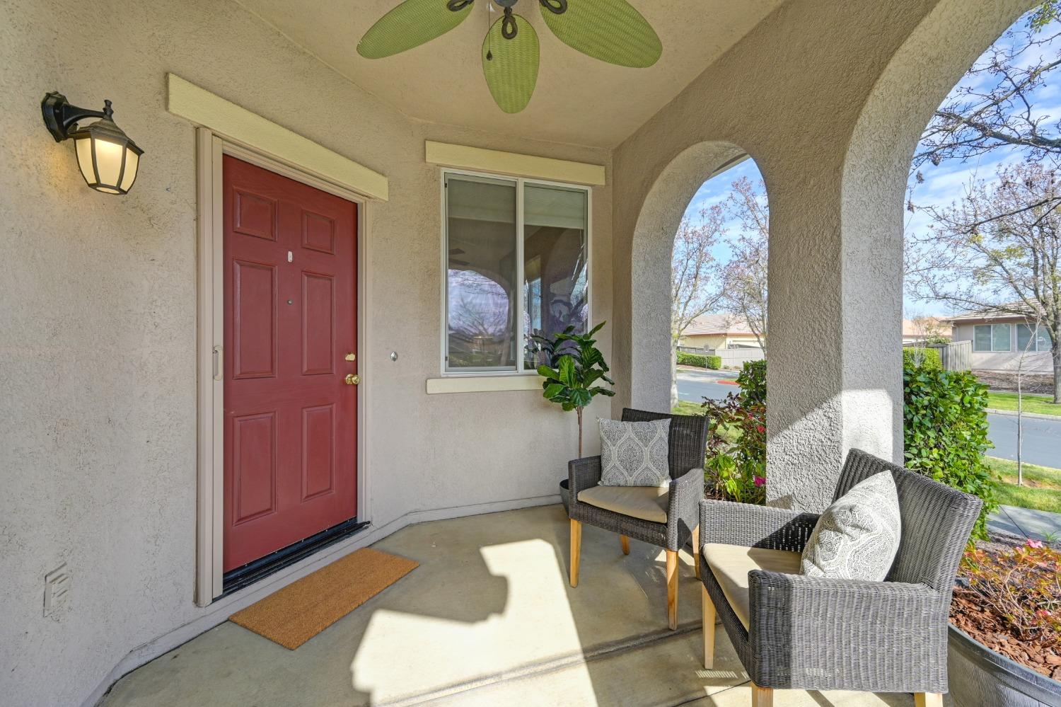 N Mill Valley Circle, Sacramento, California image 4