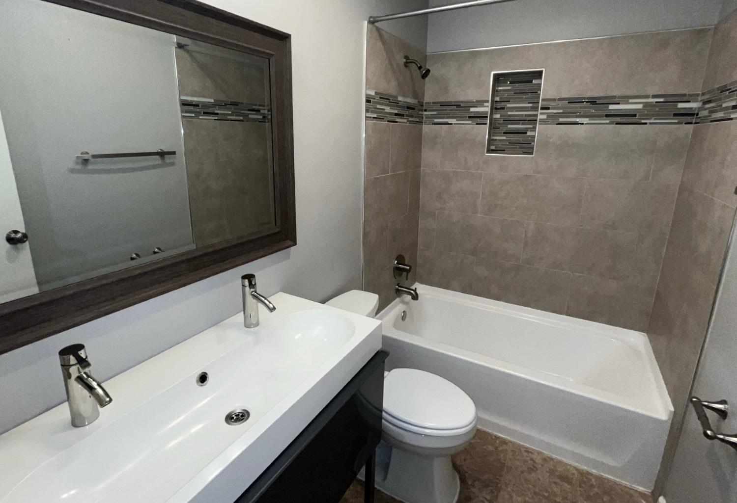 Detail Gallery Image 15 of 15 For 7907 Peppertree Dr, Stockton,  CA 95207 - 3 Beds | 2 Baths
