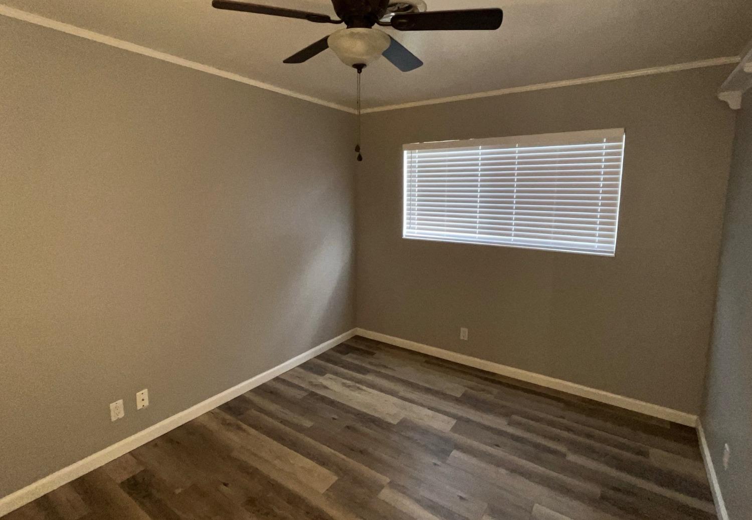 Detail Gallery Image 8 of 15 For 7907 Peppertree Dr, Stockton,  CA 95207 - 3 Beds | 2 Baths