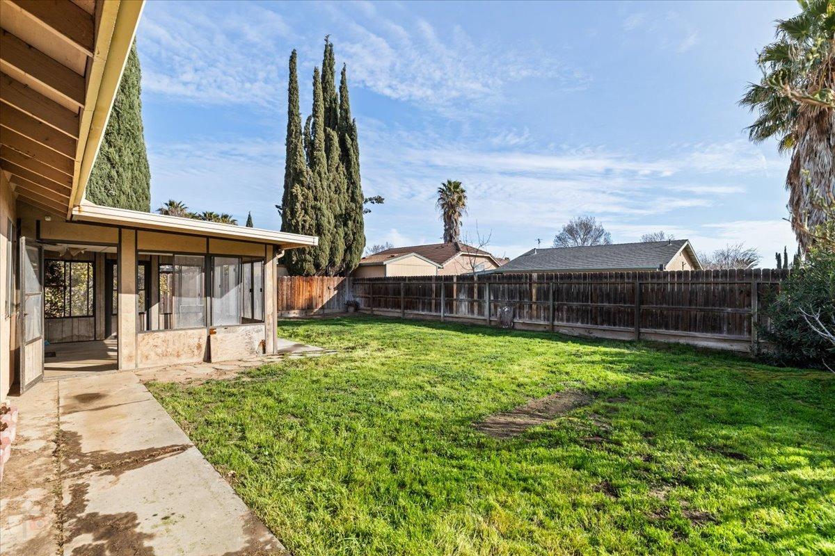 Meadowlark Avenue, Los Banos, California image 33