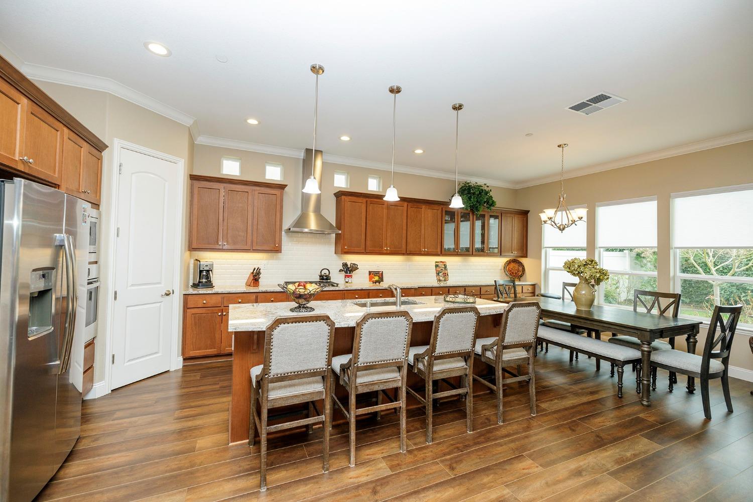 Detail Gallery Image 3 of 38 For 2249 via Cavallo, Oakdale,  CA 95361 - 2 Beds | 2/1 Baths