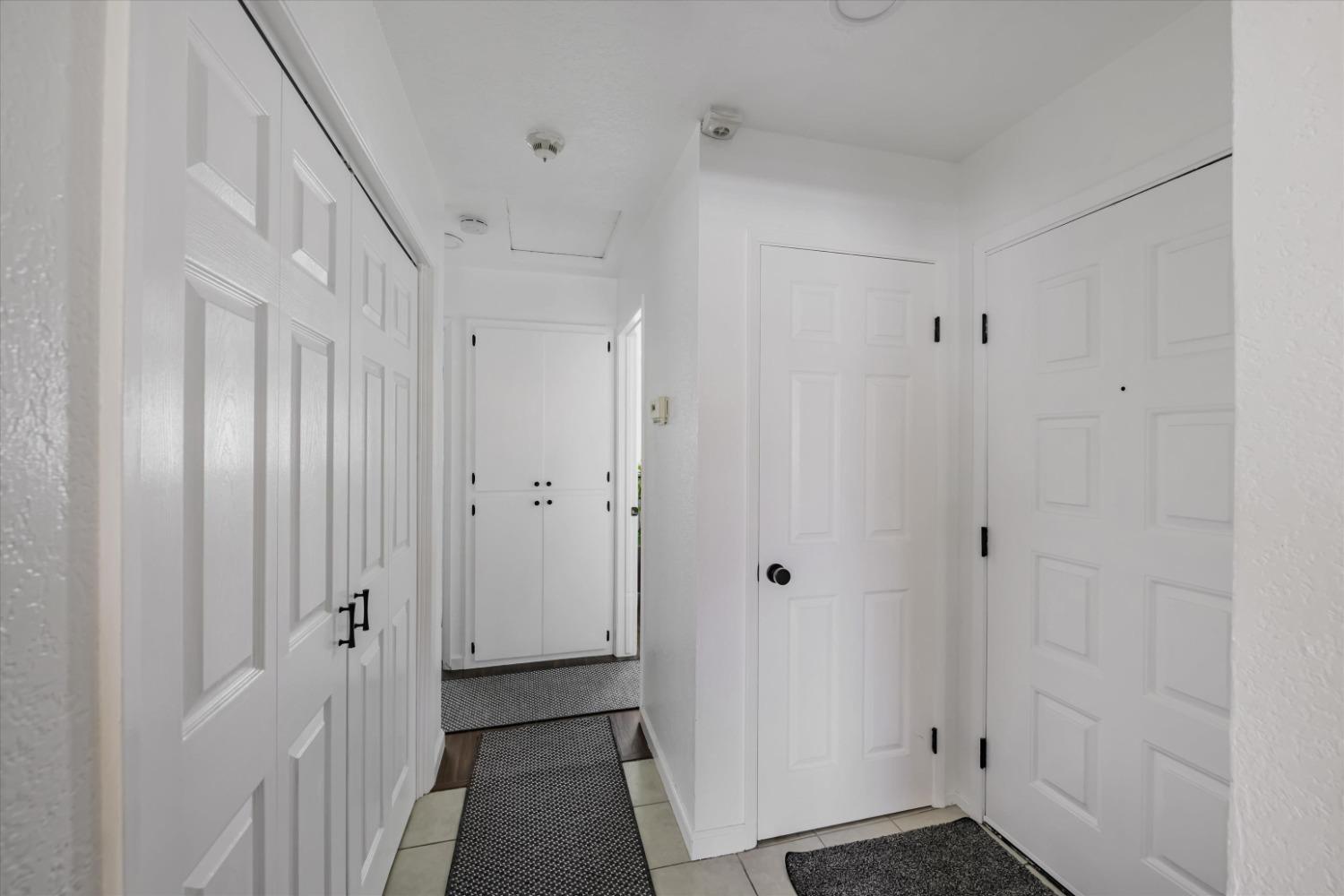 Photo #11: 225016228 Listing: Photo #11
