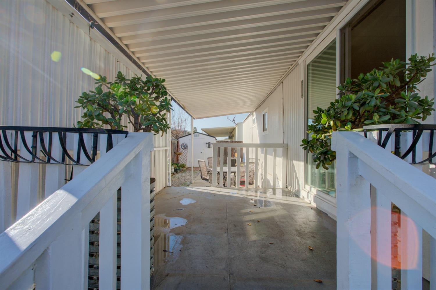 Detail Gallery Image 4 of 27 For 2107 Patterson Rd 4, Riverbank,  CA 95367 - 1 Beds | 1 Baths