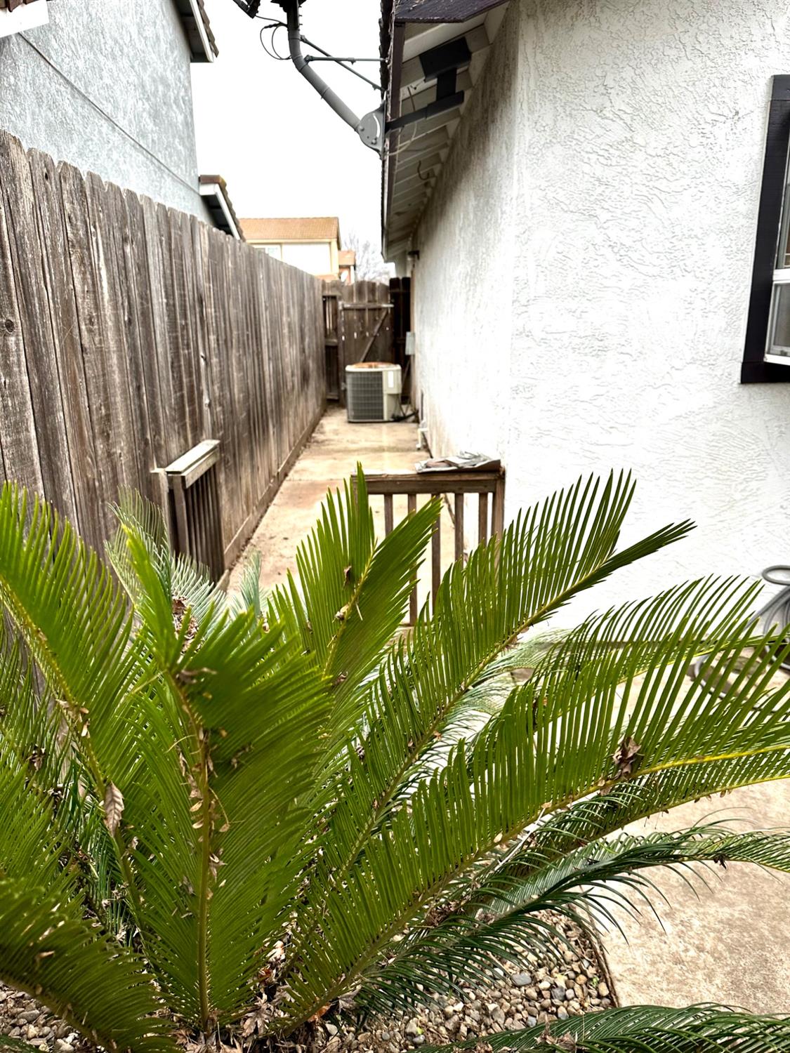 Detail Gallery Image 62 of 85 For 1708 Brett Ln, Modesto,  CA 95358 - 2 Beds | 2 Baths