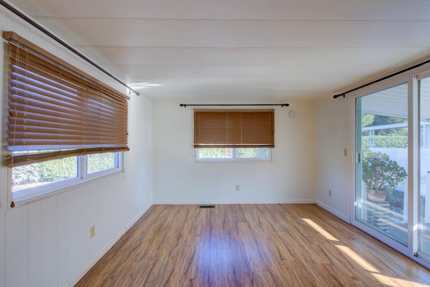 Detail Gallery Image 11 of 27 For 2107 Patterson Rd 4, Riverbank,  CA 95367 - 1 Beds | 1 Baths