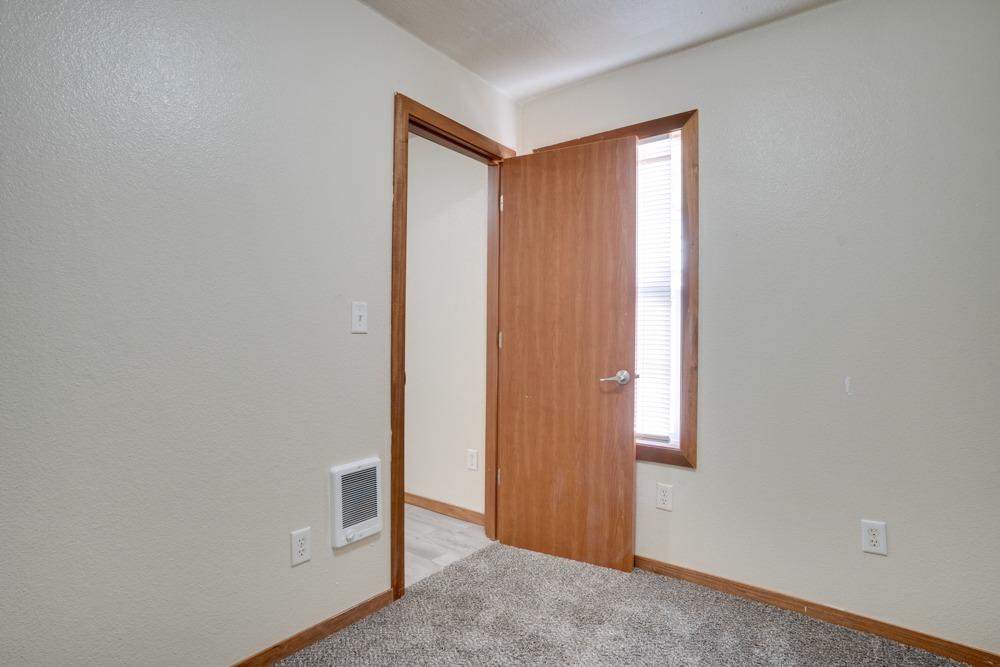 Detail Gallery Image 15 of 17 For 607 Mountain Ranch Rd 8, San Andreas,  CA 95249 - 2 Beds | 1 Baths