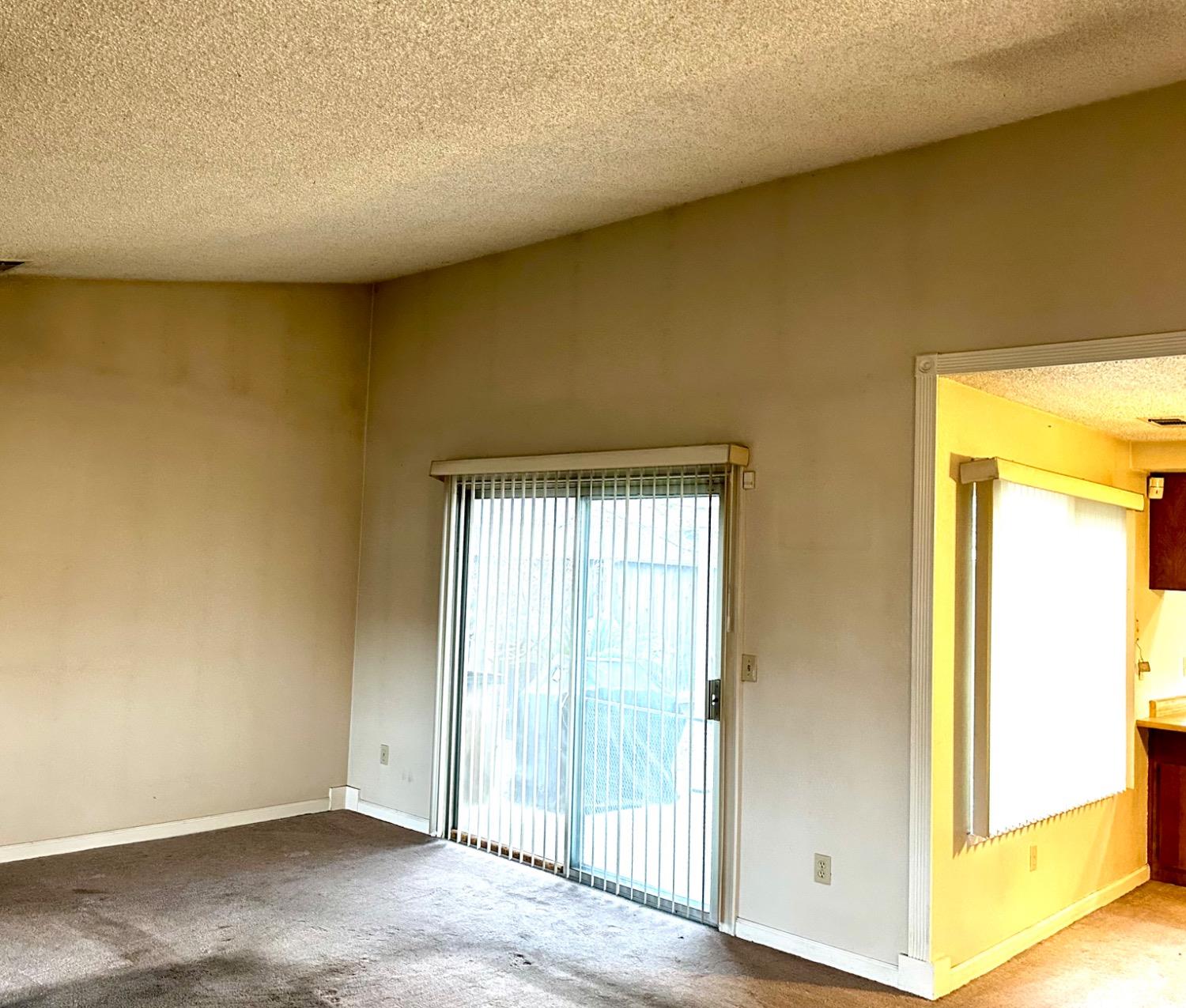 Detail Gallery Image 12 of 85 For 1708 Brett Ln, Modesto,  CA 95358 - 2 Beds | 2 Baths