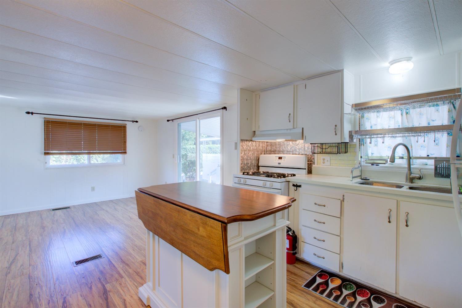 Detail Gallery Image 8 of 27 For 2107 Patterson Rd 4, Riverbank,  CA 95367 - 1 Beds | 1 Baths