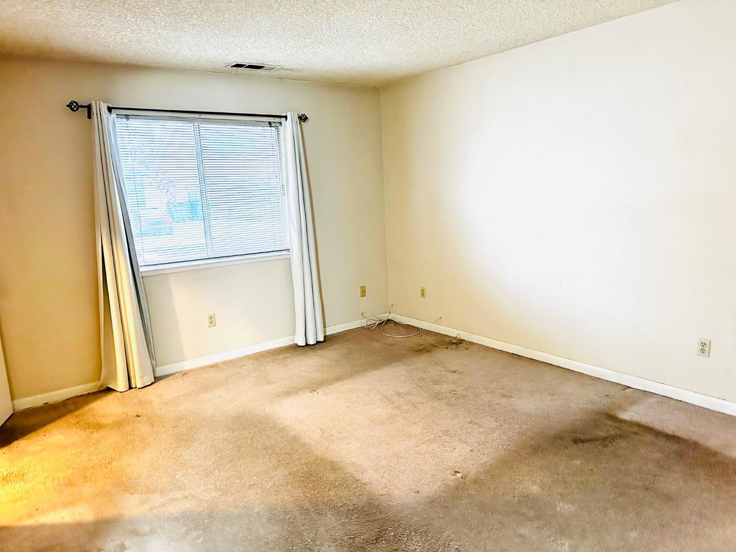Detail Gallery Image 35 of 85 For 1708 Brett Ln, Modesto,  CA 95358 - 2 Beds | 2 Baths