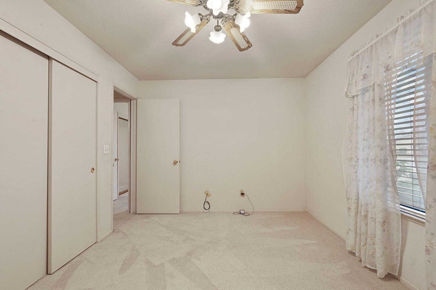 Detail Gallery Image 14 of 32 For 3124 Estate Dr, Stockton,  CA 95209 - 4 Beds | 2 Baths